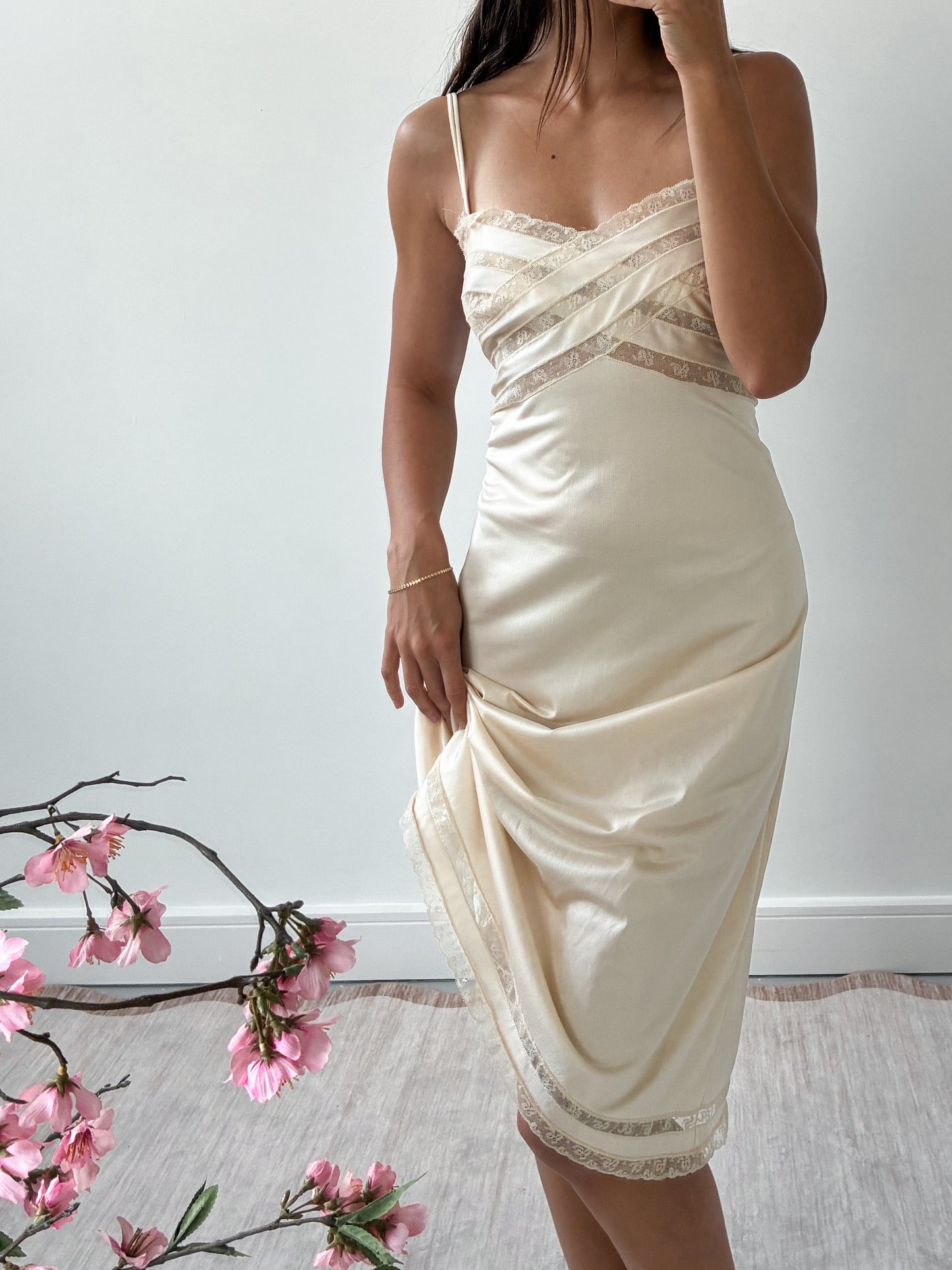 1940s Cream Slip With Floral Lace And Pleats M L