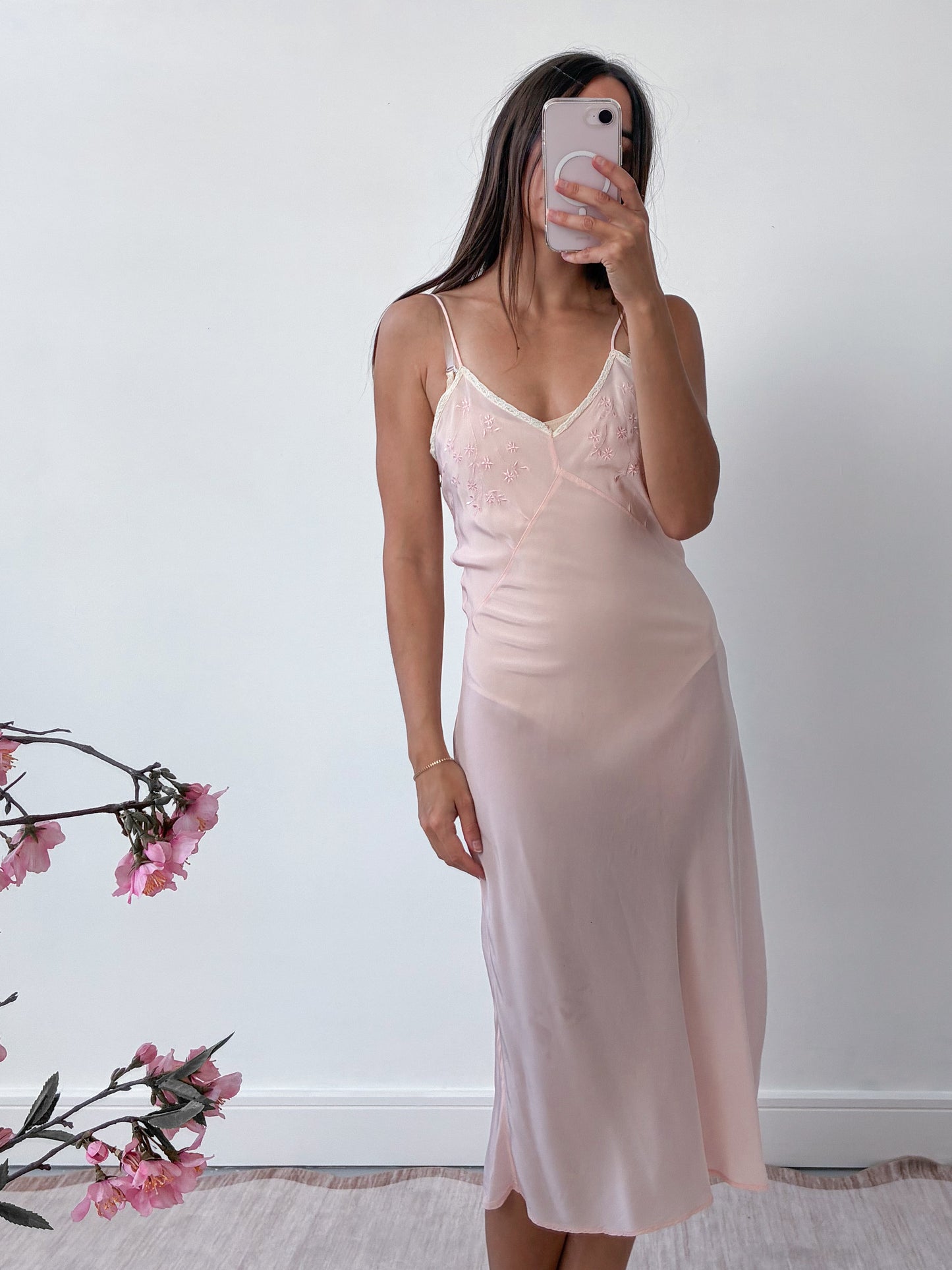 1940s Pink Satin Midi Slip With Flower Embroidery M L