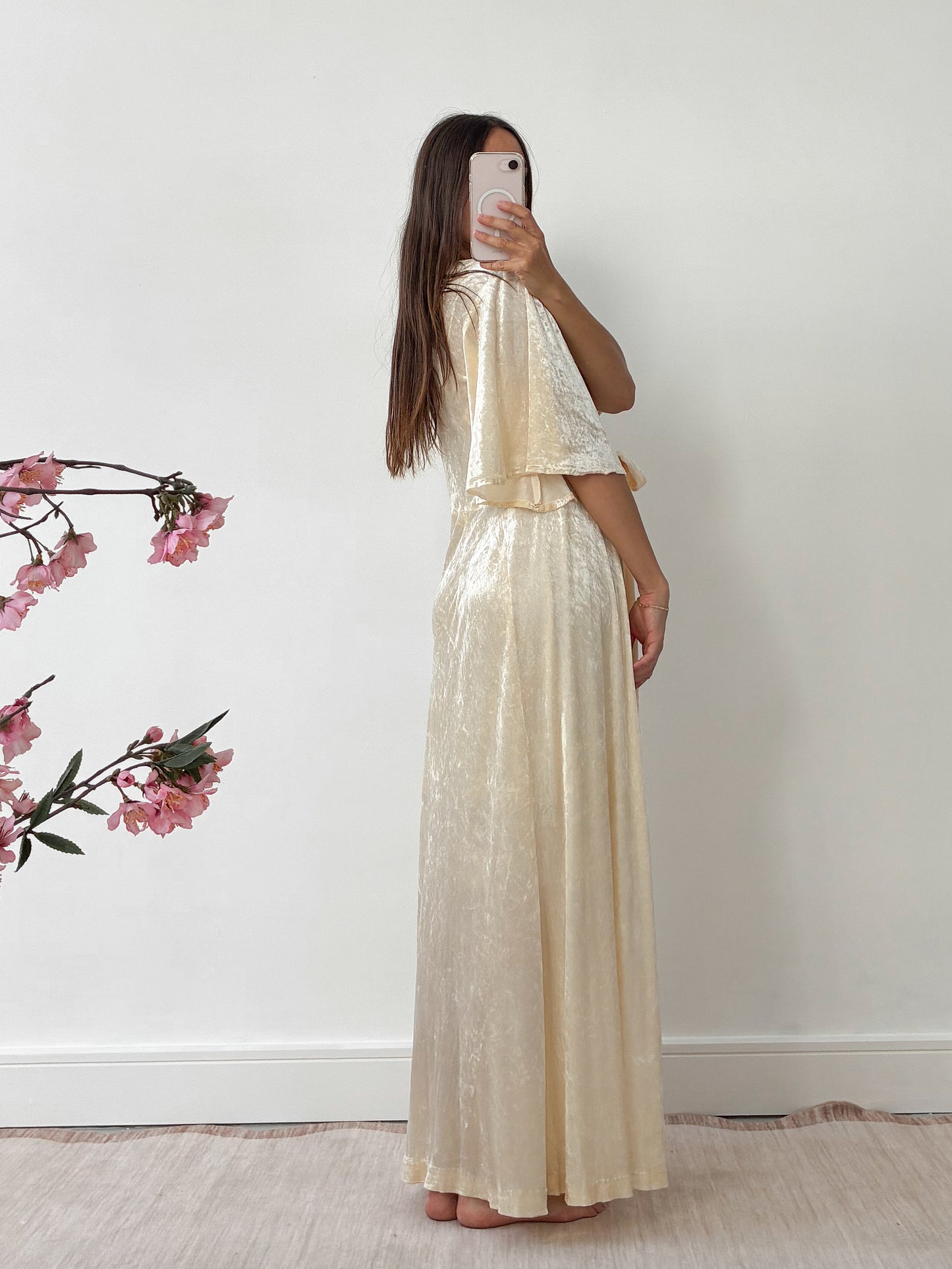 1970s Crushed Velvet Robe With Triangle Sleeves In Buttercream M L