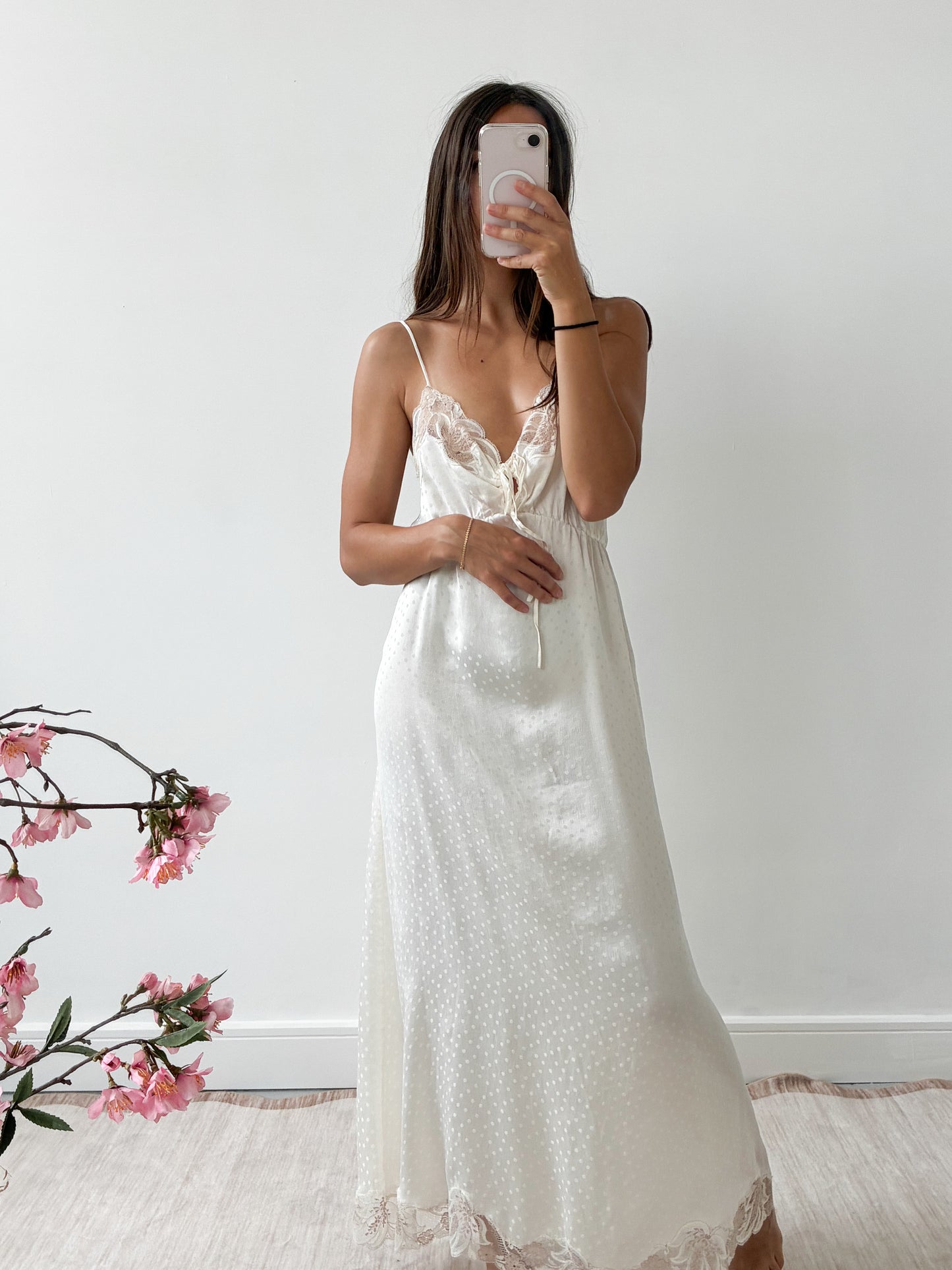 1970s Pure Silk Floral Slip With Beige Lace M L