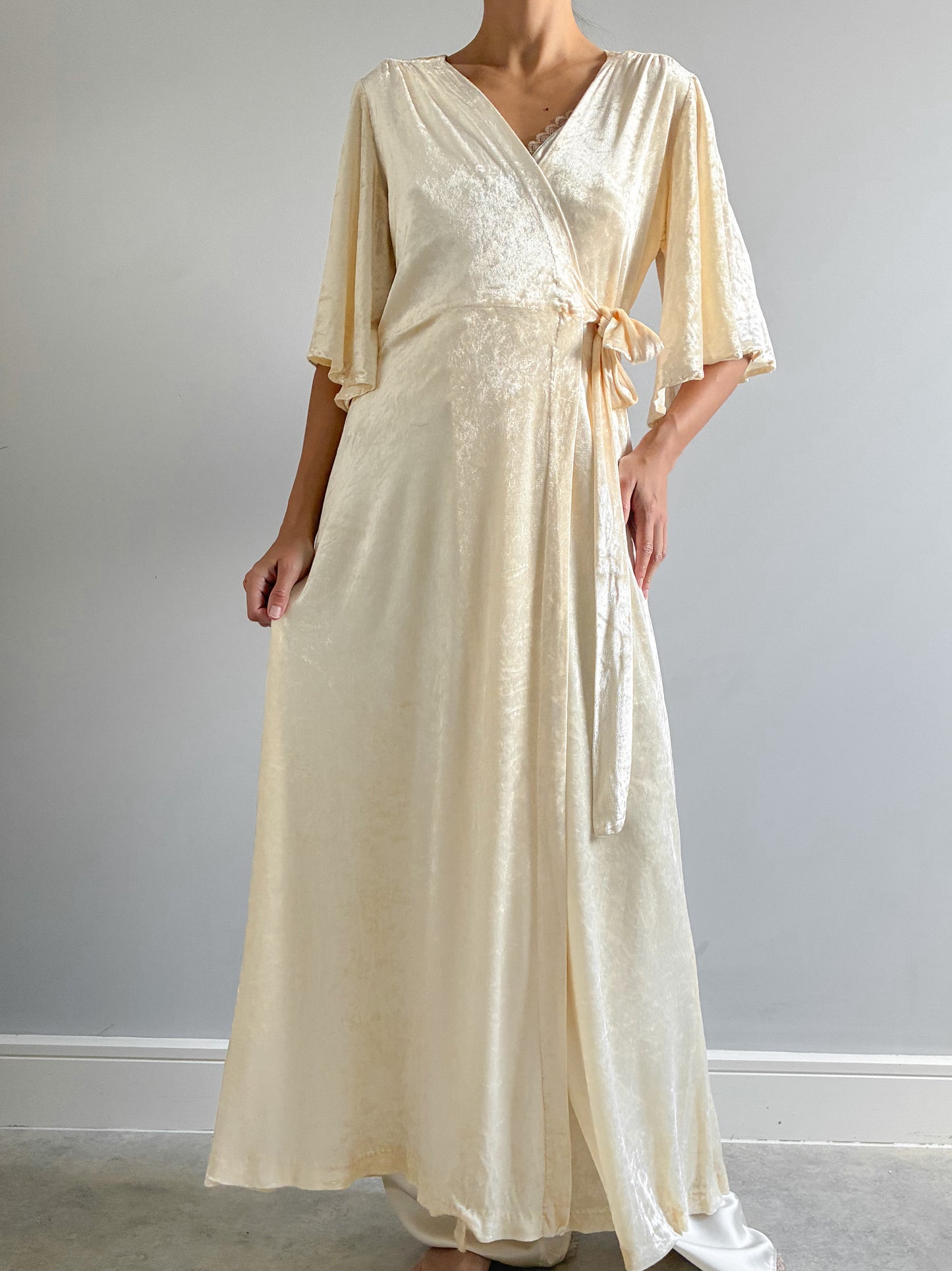 1970s Crushed Velvet Robe With Triangle Sleeves In Buttercream