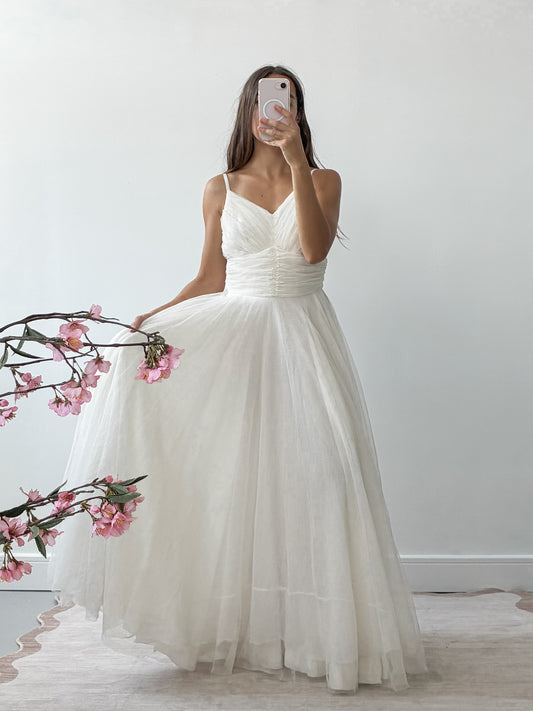 1940s Net Tulle Wedding Dress With Ruched Sweetheart Bodice