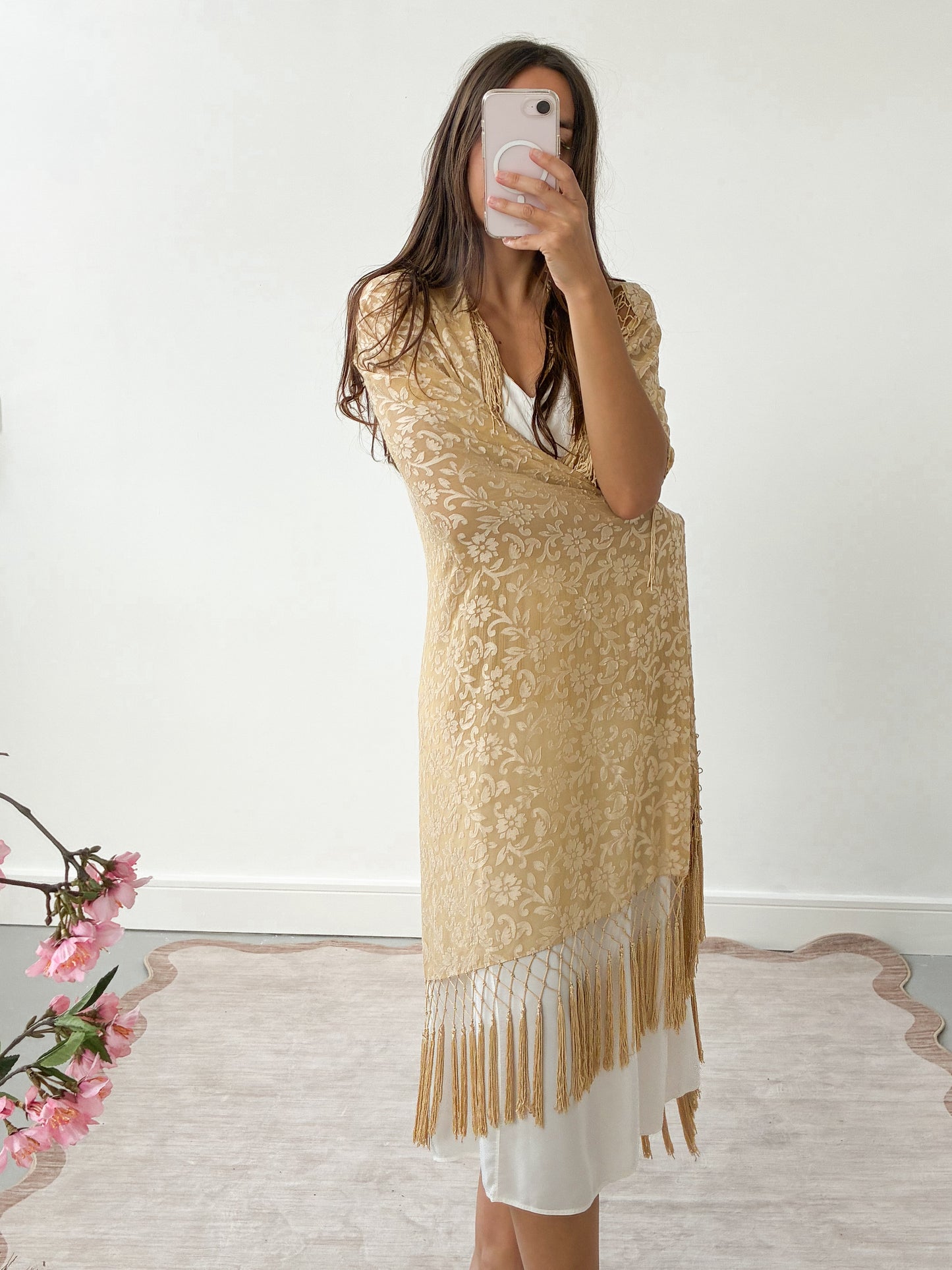 Vintage Cream Jacquard Floral Fringed Shawl