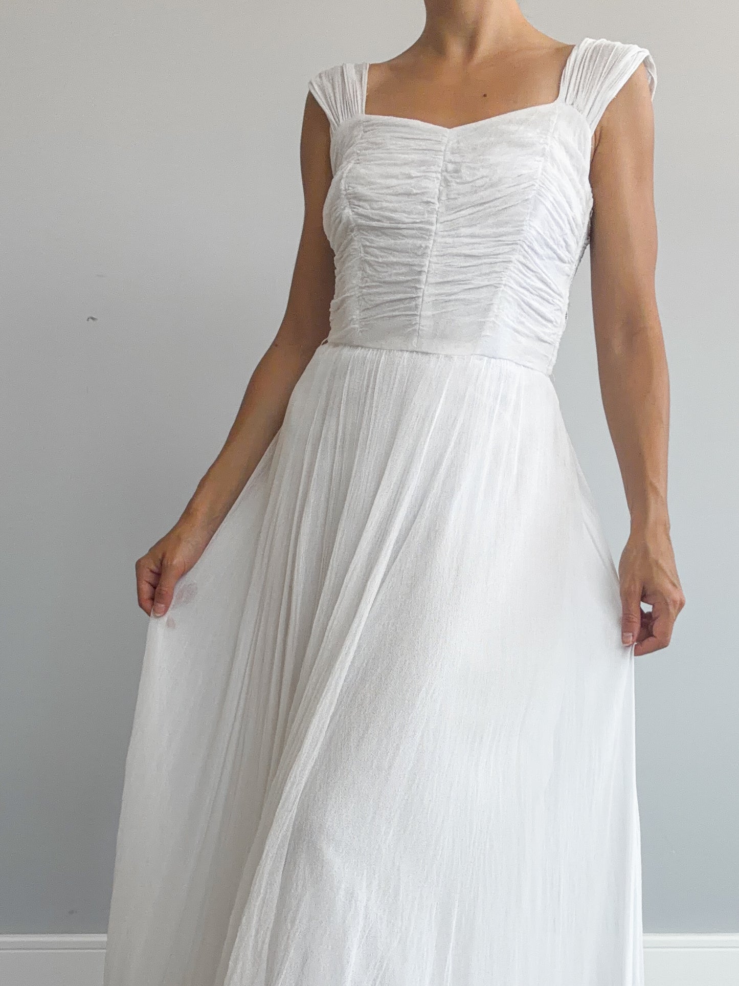 1940s Tulle Net Wedding Dress With Asymmetrical Skirt