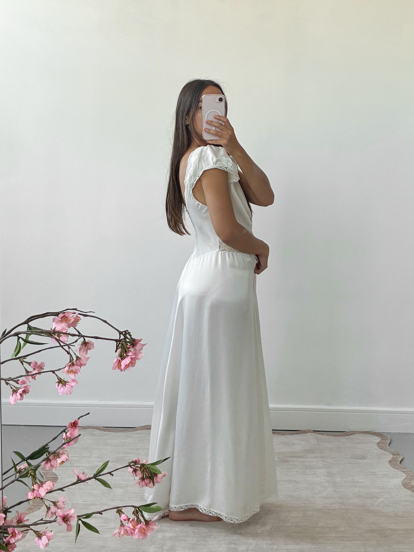 1940s Bridal Puff Sleeve Nightgown With Lace Trim S M