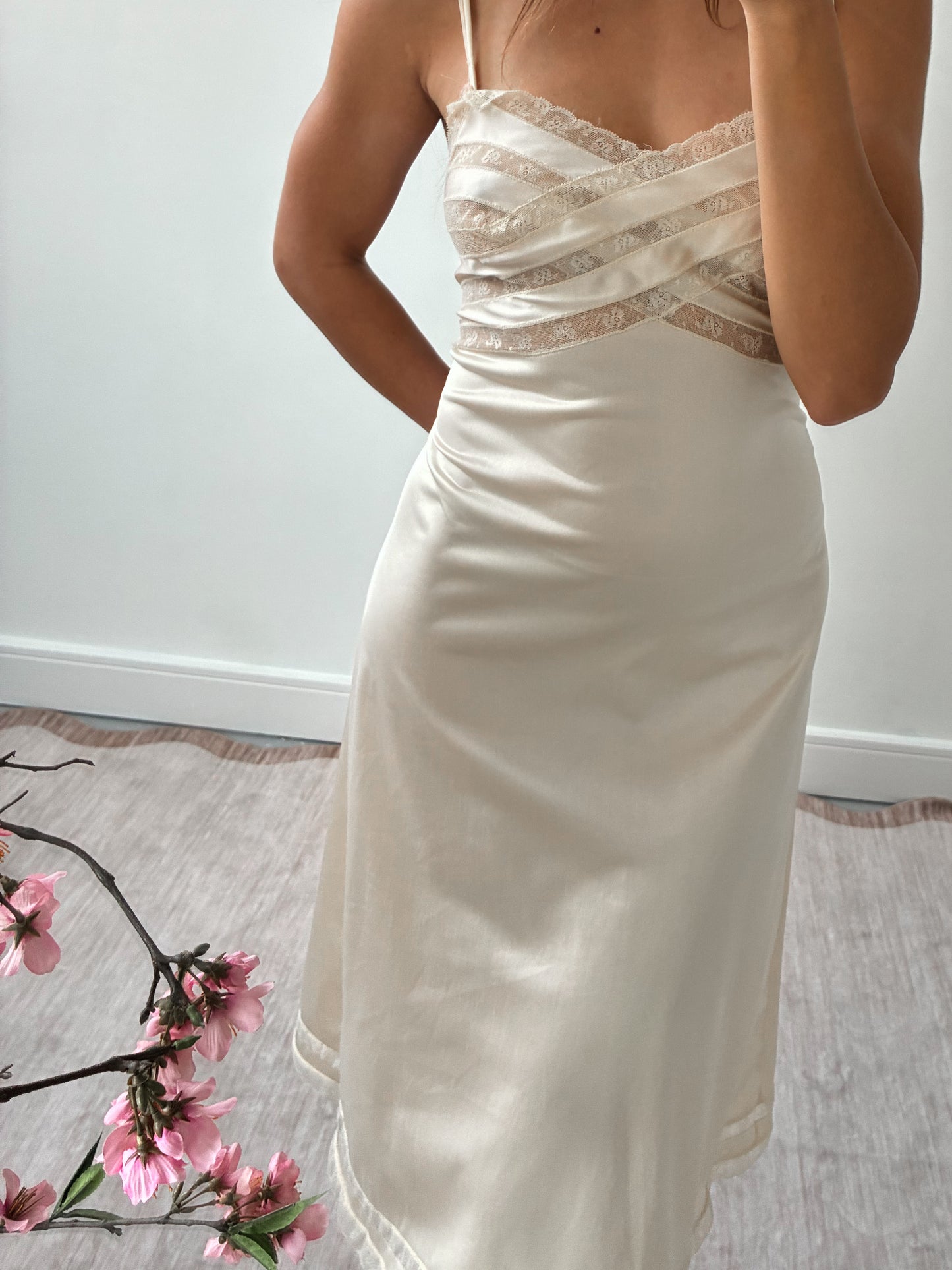 1940s Cream Slip With Floral Lace And Pleats M L
