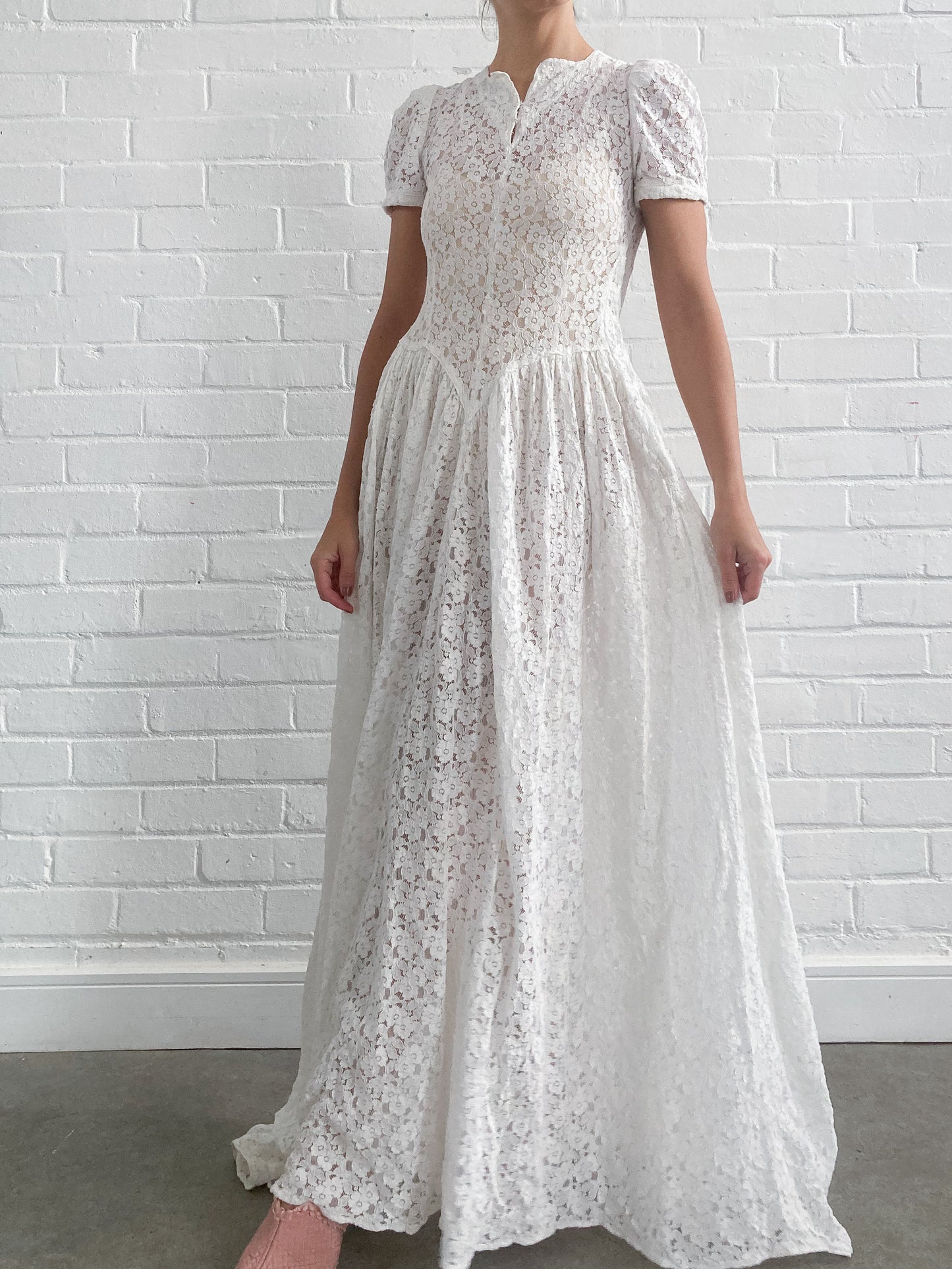 1930s Ivory Floral Lace Wedding Dress With Puff Sleeves And Sweep Train