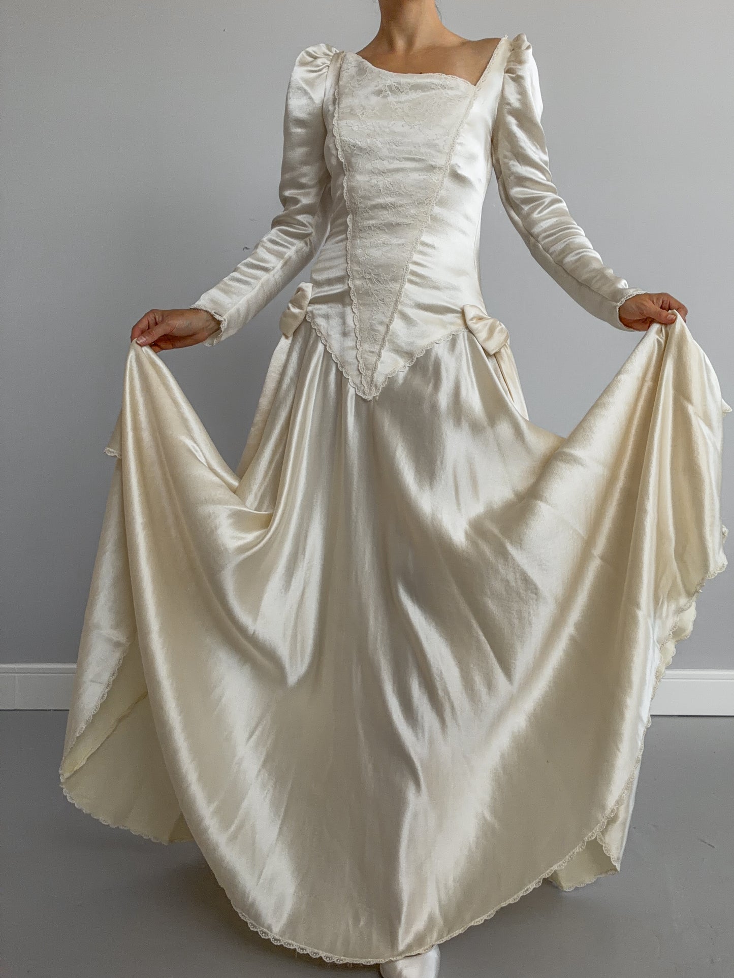 1980s Silk Asymmetrical Wedding Dress With Bow Detail