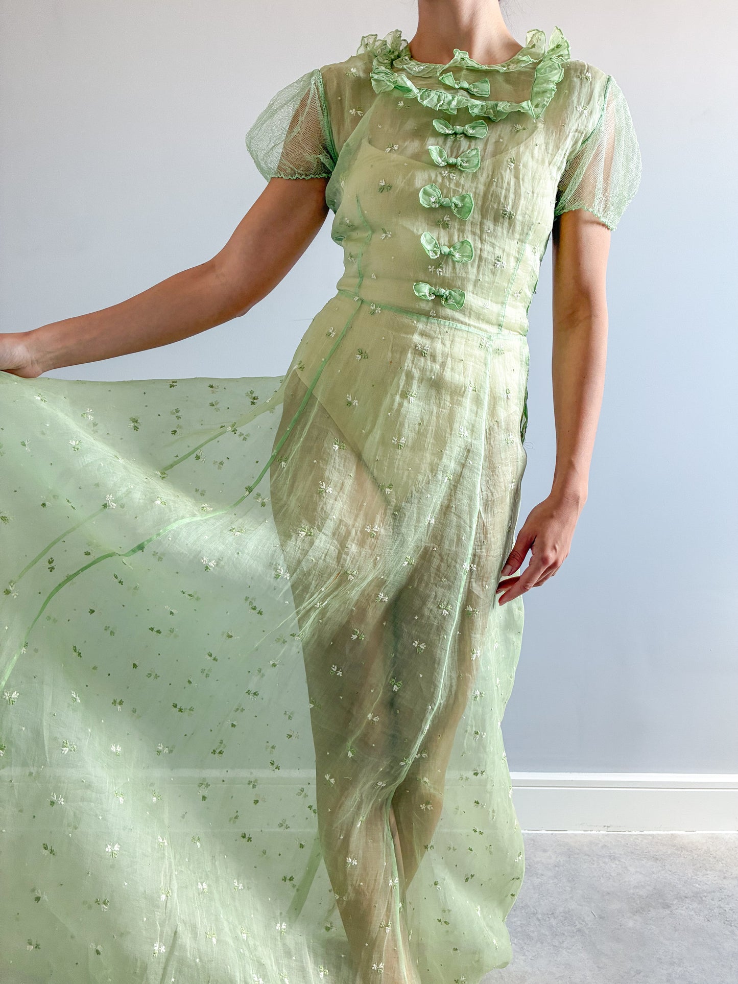 1930s Green Organza Dress With Bow Detail And Floral Embroidery