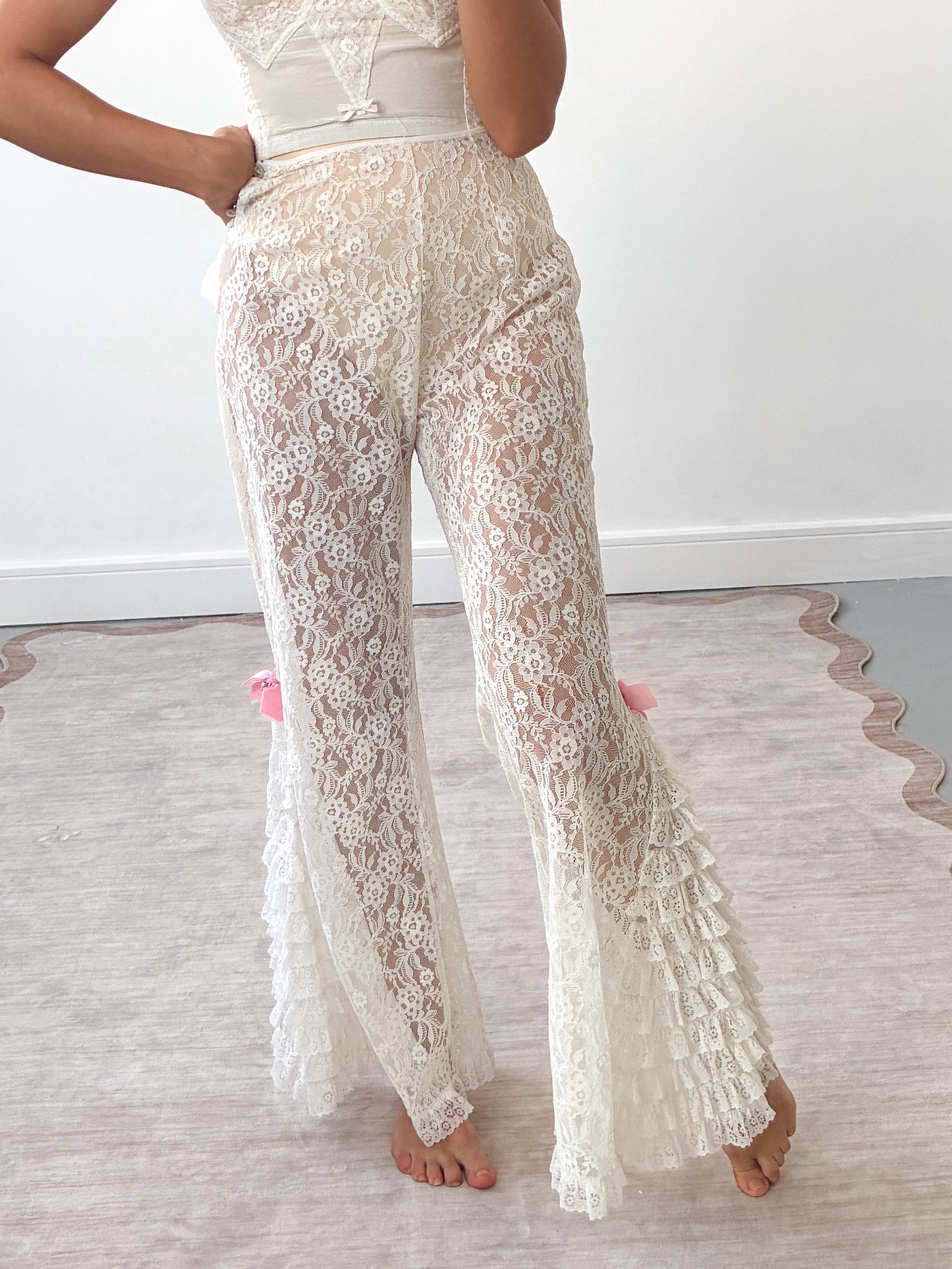 1970s Floral Pants With Ruffle Detail