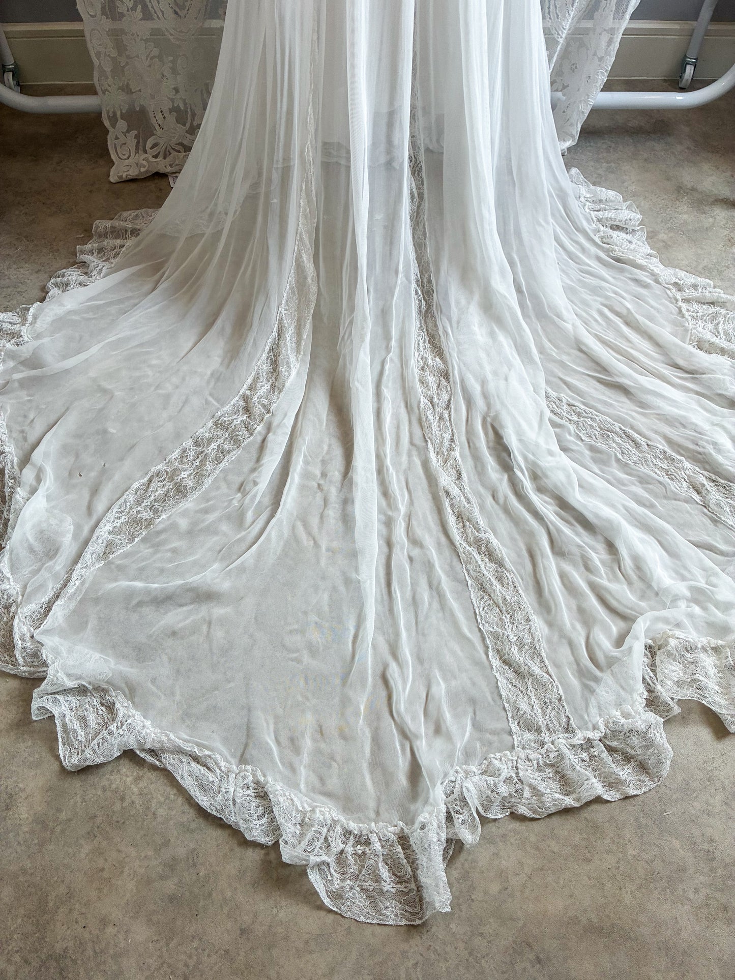 1940s Ivory Tulle Wedding Dress With Ruffle Neck And Cathedral Train