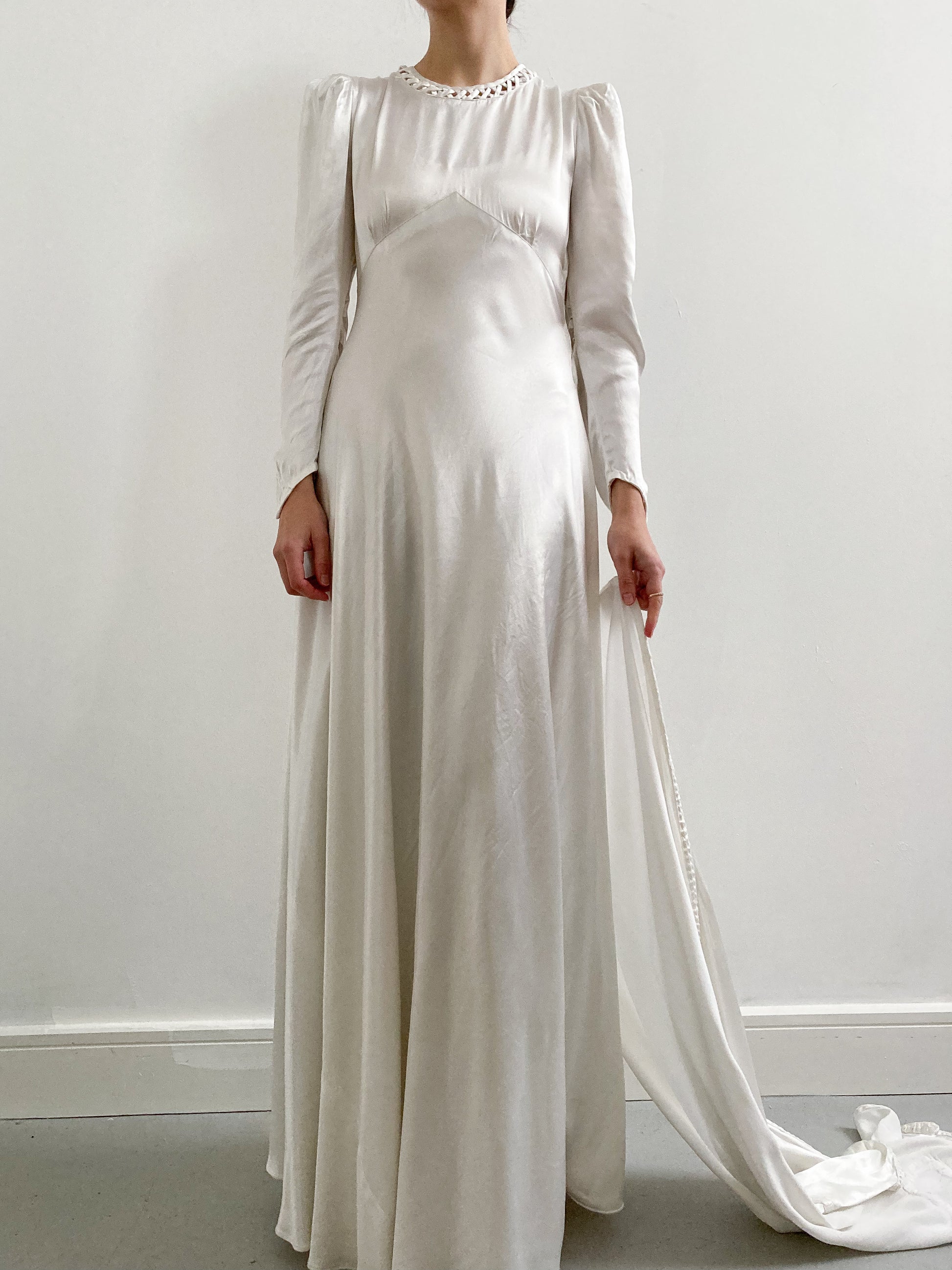 1940s Satin Charmeuse Wedding Dress with Pleated Detail and Wateau Tra Adored Closet 1940s Satin Charmeuse Wedding Dress with Pleated Detail and Wateau Tra Adored Closet