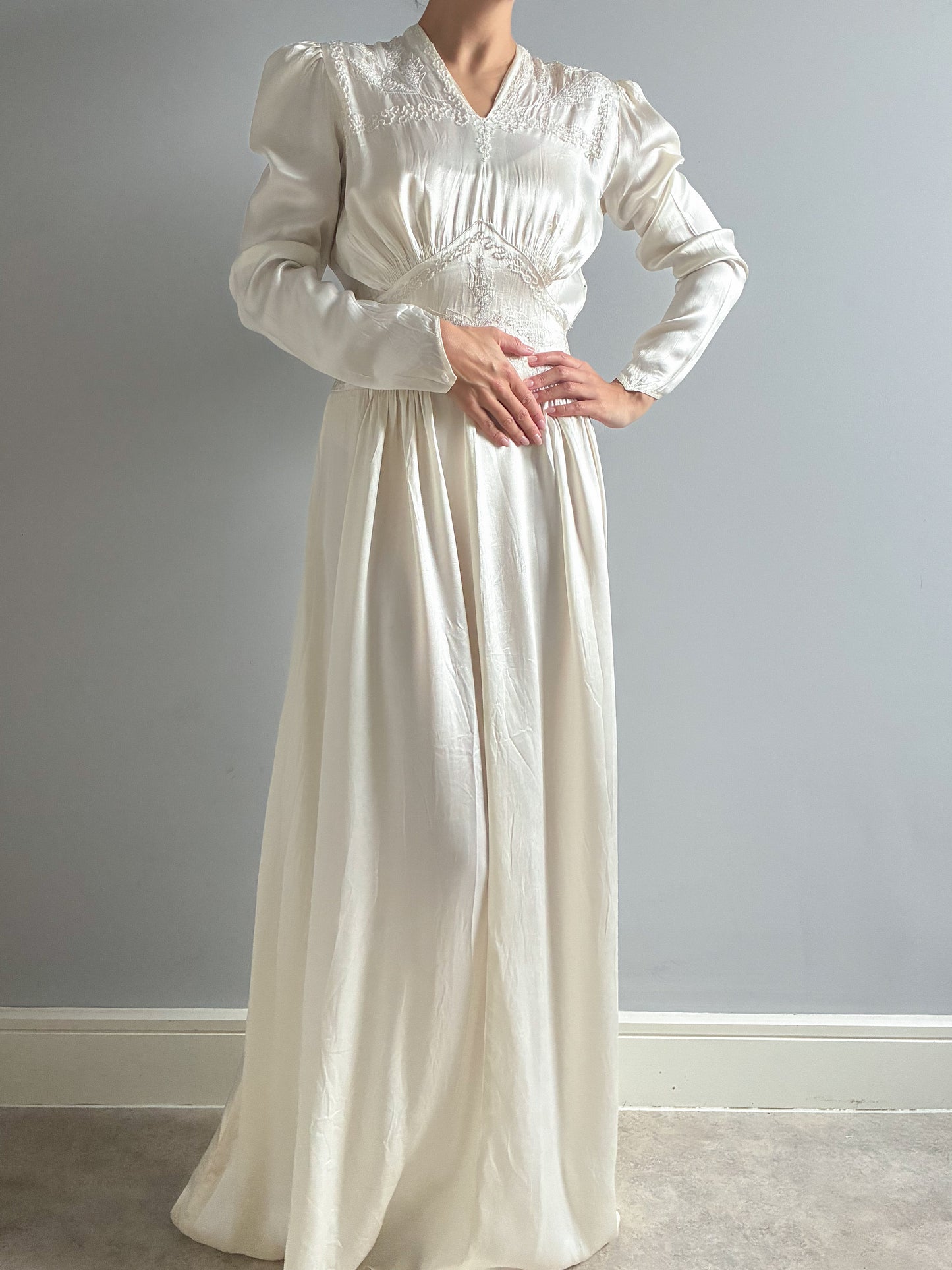 1940s Ivory Satin Dress With Sequins & Embroidery