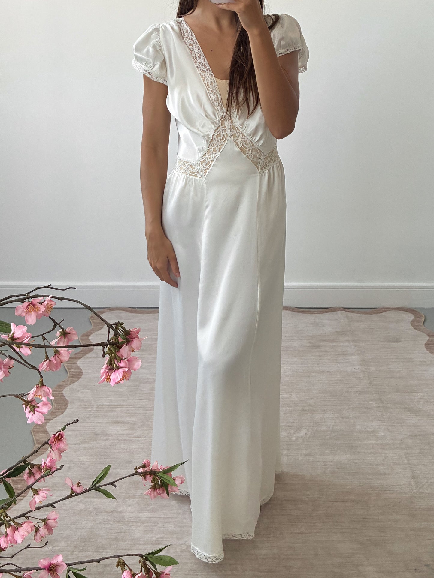 1940s Bridal Puff Sleeve Nightgown With Lace Trim S M