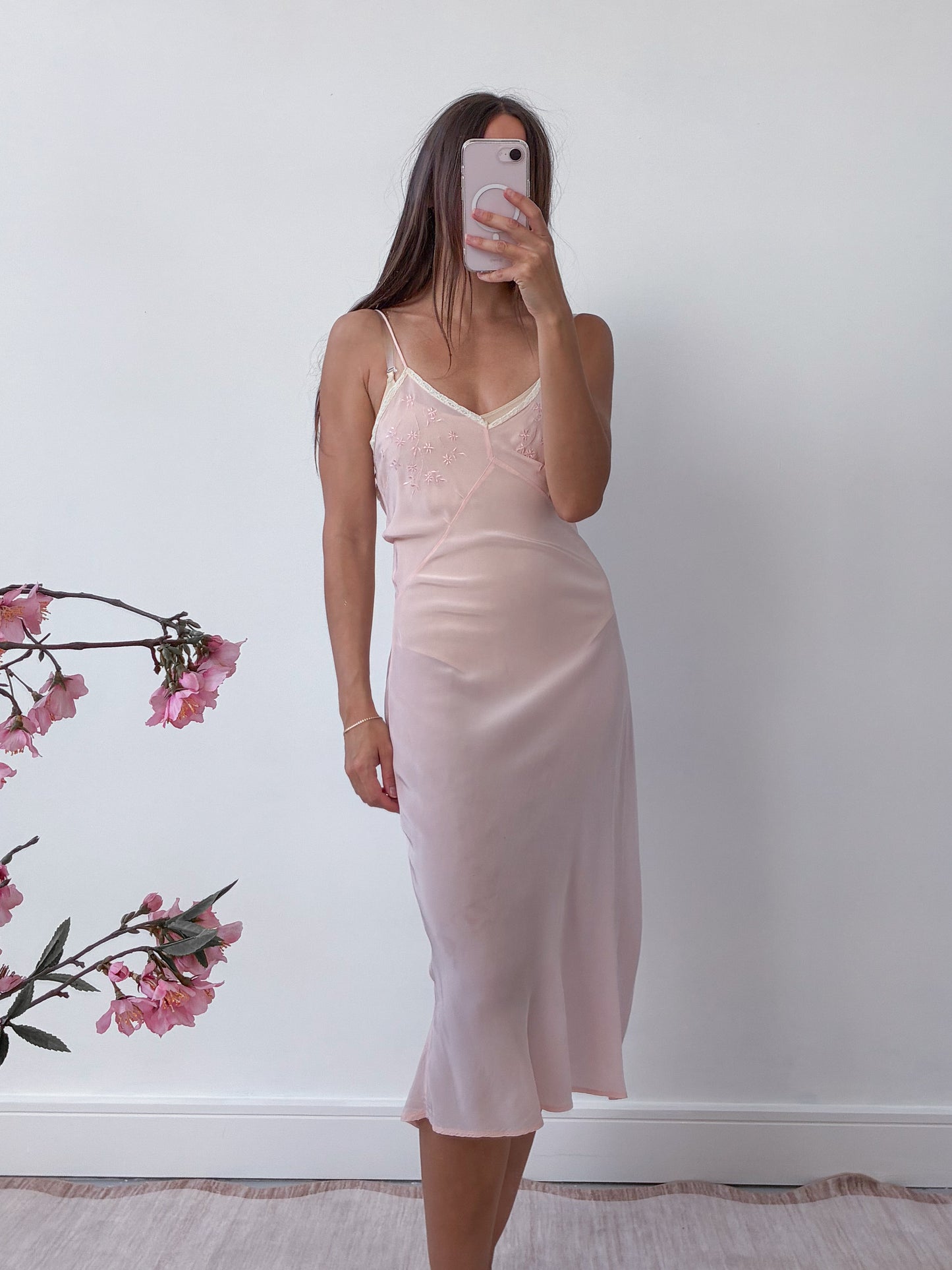 1940s Pink Satin Midi Slip With Flower Embroidery M L