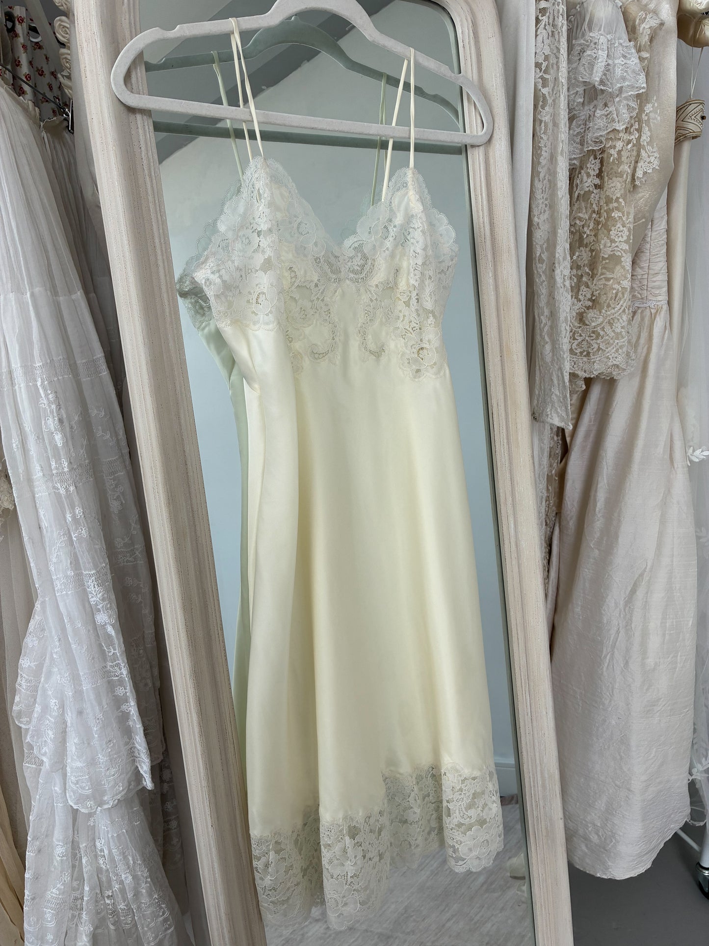 1940s Ivory Silk Blend Slip With Lace Detail