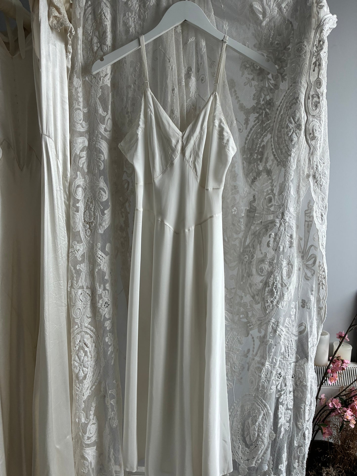 1930s Milky White Satin Slip with Delicate Embroidery