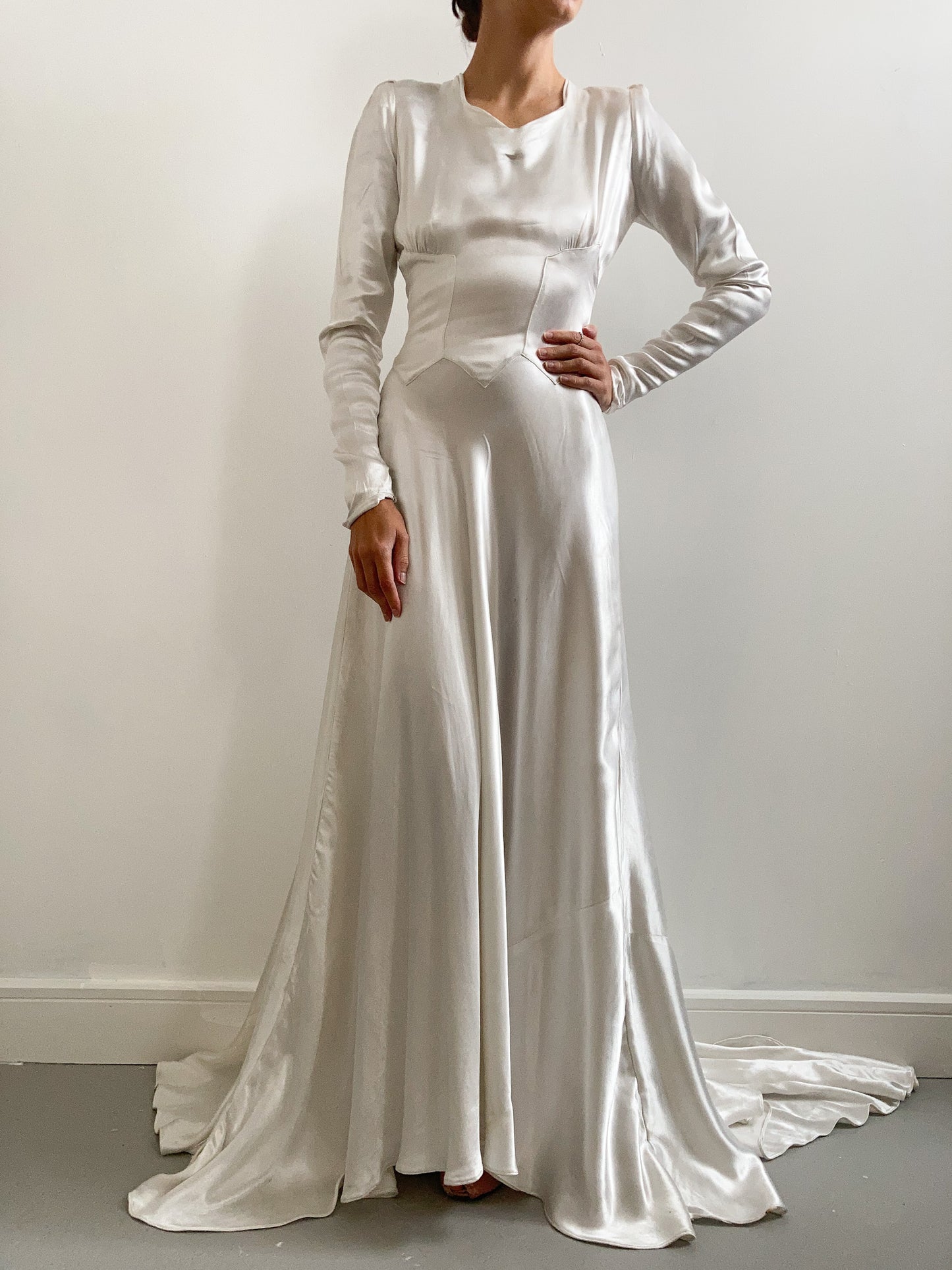 Velvet Wedding Dress White Crushed Velvet Dress Wedding Gowns Satin 30's Inspired Dresses 1930s Slipper Satin Ivory Wedding Dress With Button Back Adored Velvet Wedding Dress White Crushed Velvet Dress Wedding Gowns Satin 30's Inspired Dresses 1930s Slipper Satin Ivory Wedding Dress With Button Back Adored