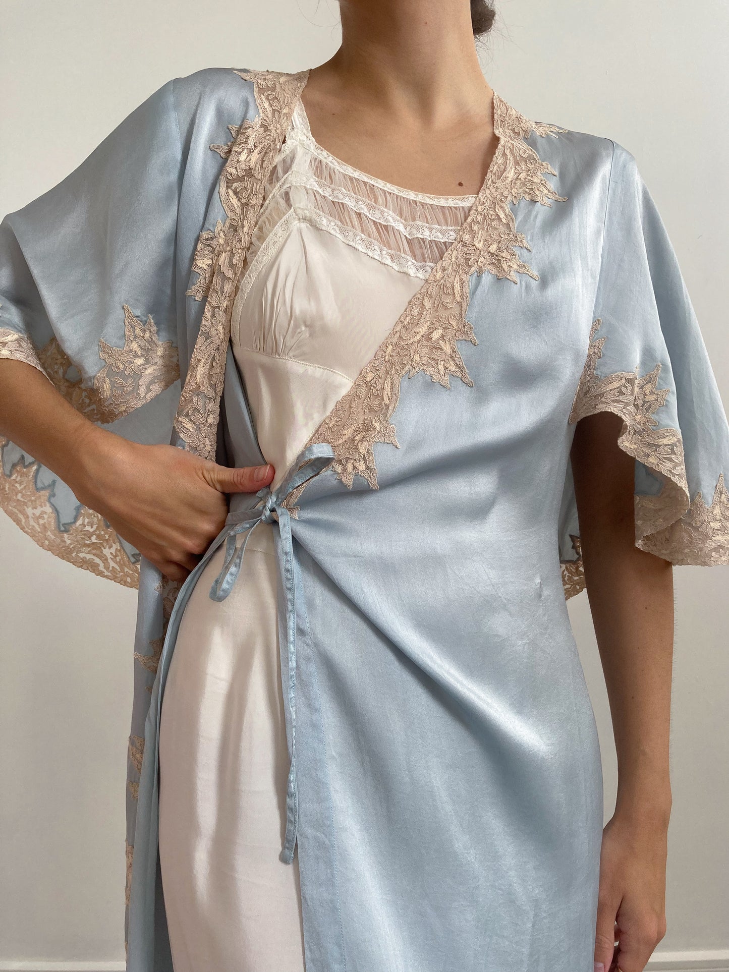 1930s Ice Blue Silk Robe with Champagne Lace