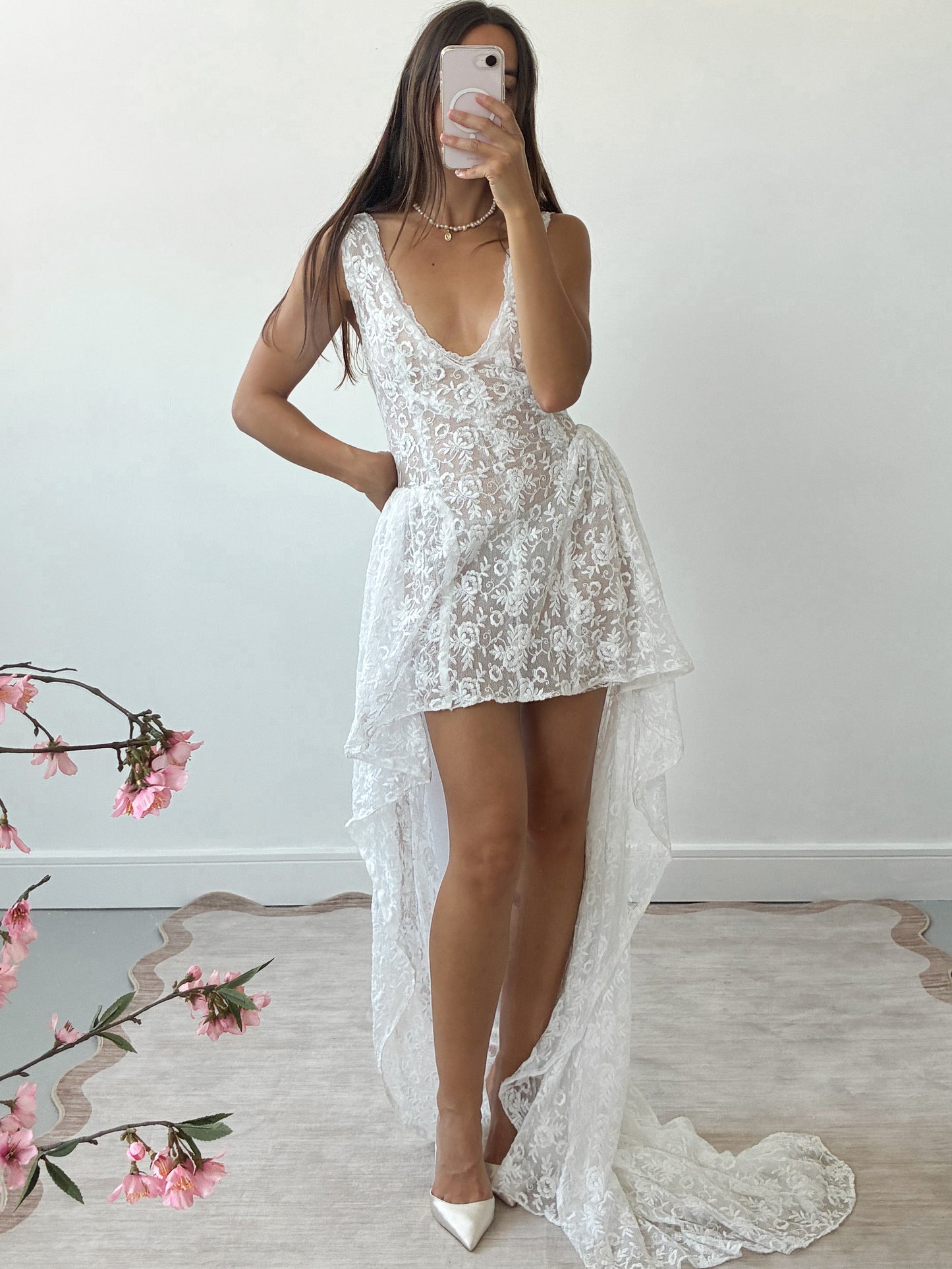 1940s High-Low Floral Lace Dress With Asymmetric Train