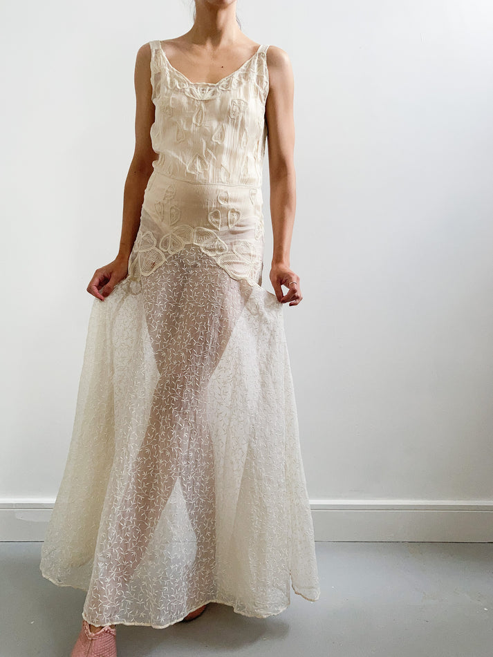 1920s Cream Gossamer Silk and Organdy Embroidered Dress – Adored Closet