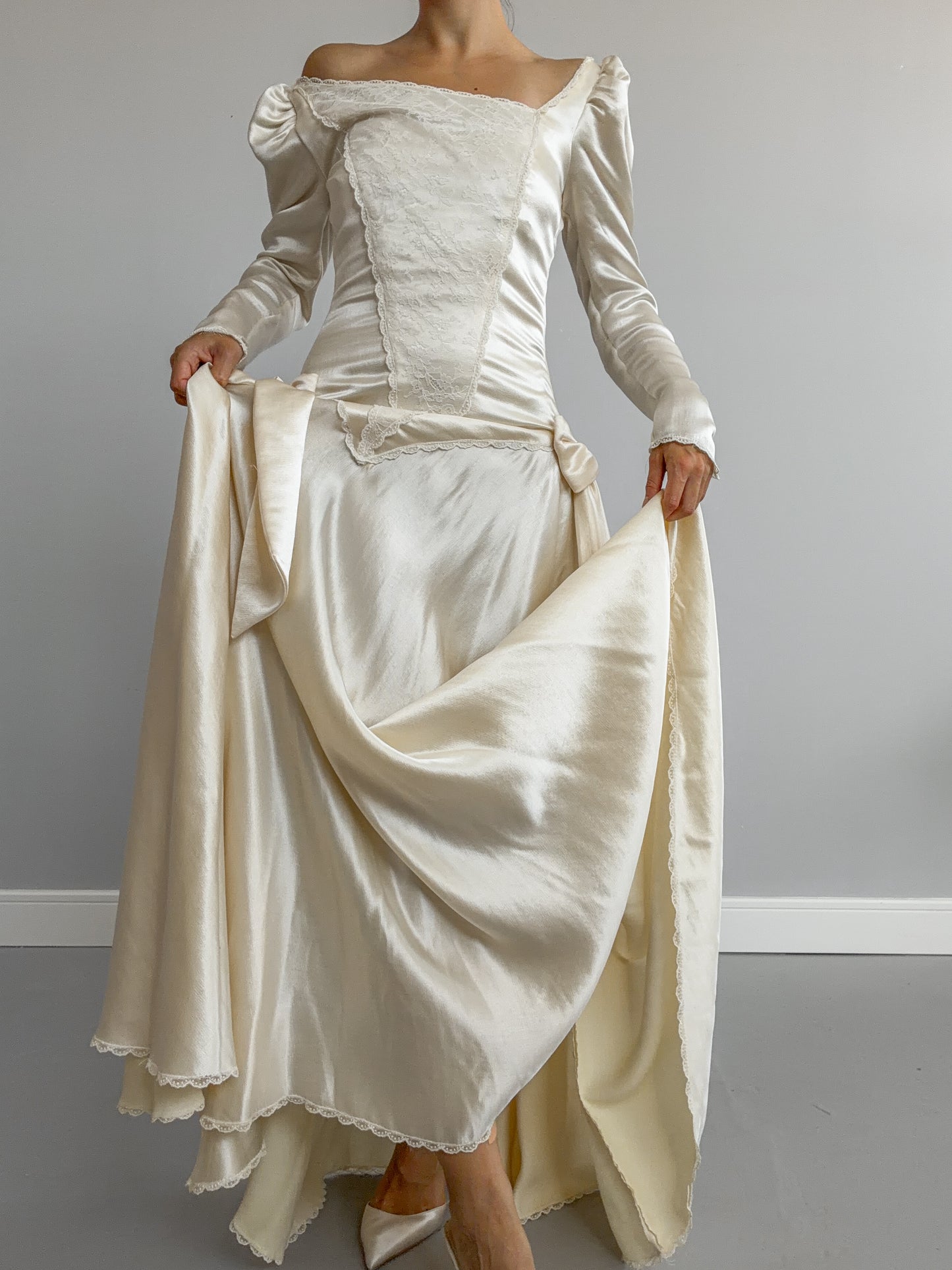 1980s Silk Asymmetrical Wedding Dress With Bow Detail
