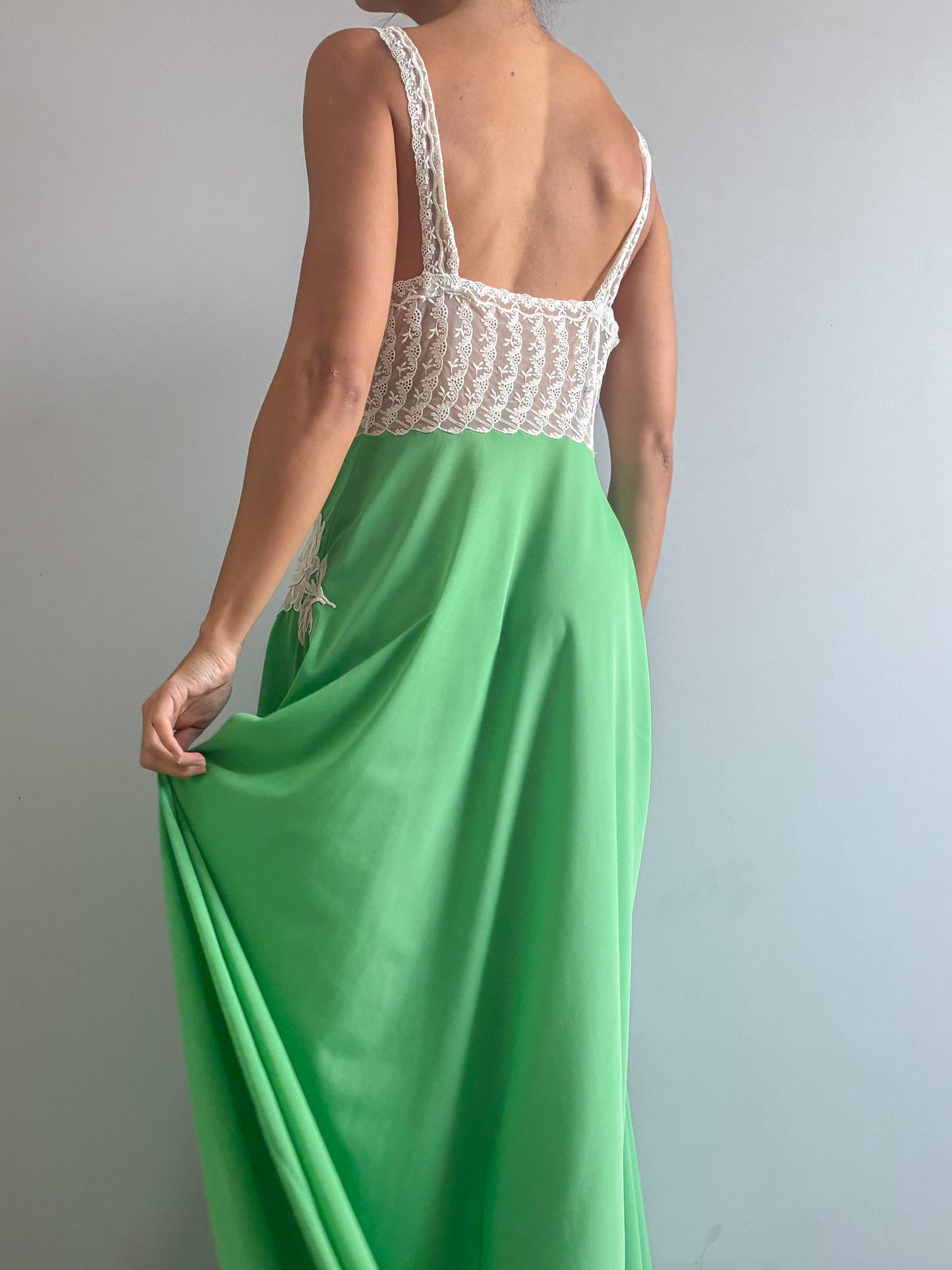 1950s Emerald Green Slip With Rose Detail