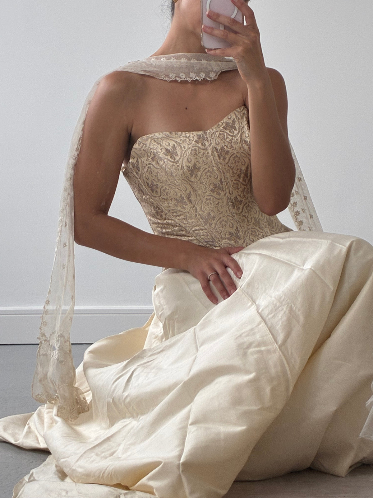 Antique Embroidered Scarf in Cream