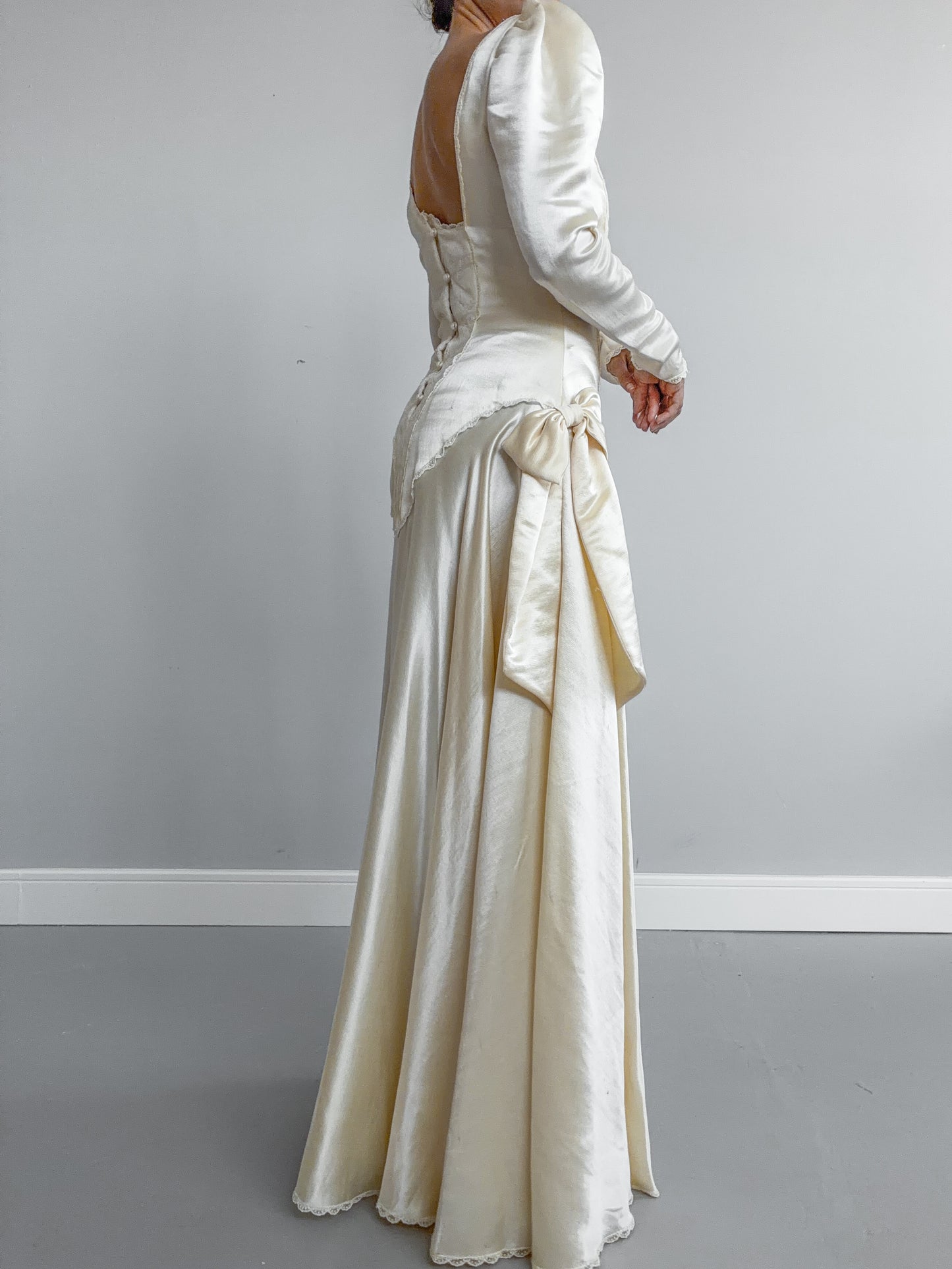1980s Silk Asymmetrical Wedding Dress With Bow Detail