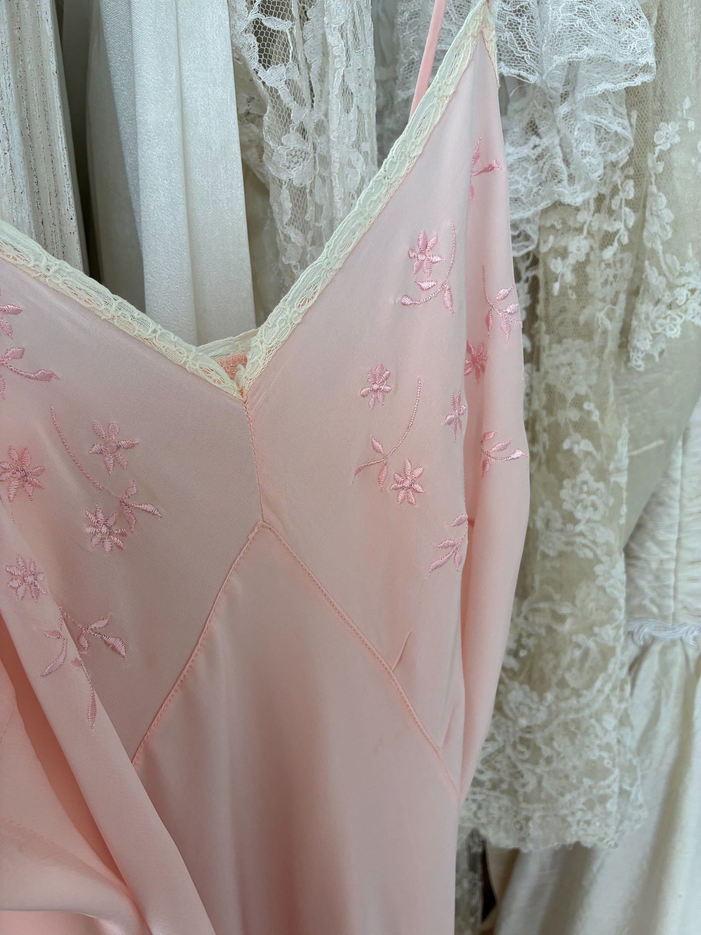 1940s Pink Satin Midi Slip With Flower Embroidery M L