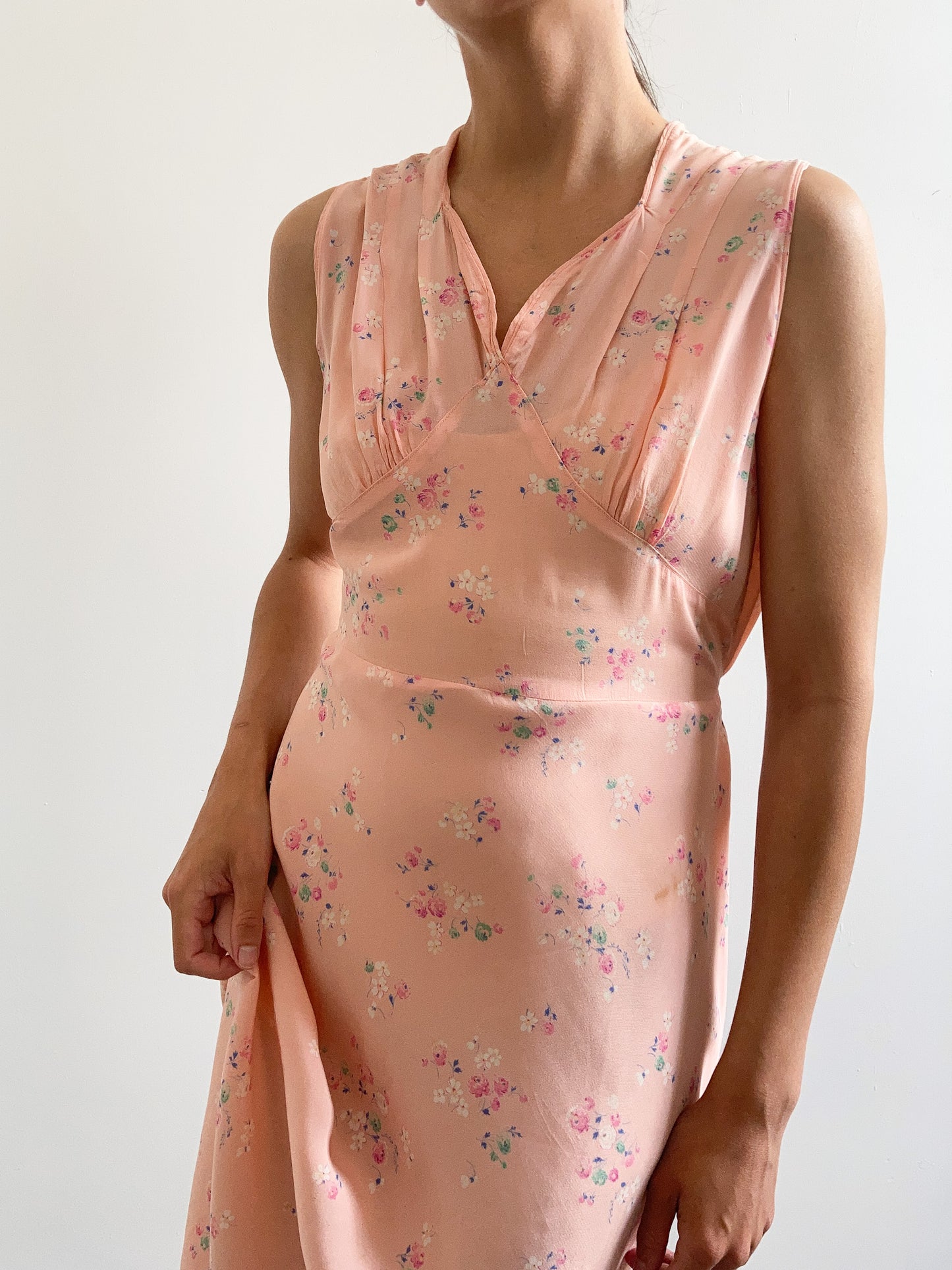 1930s Pink Ditsy Floral Gathered Slip Gown