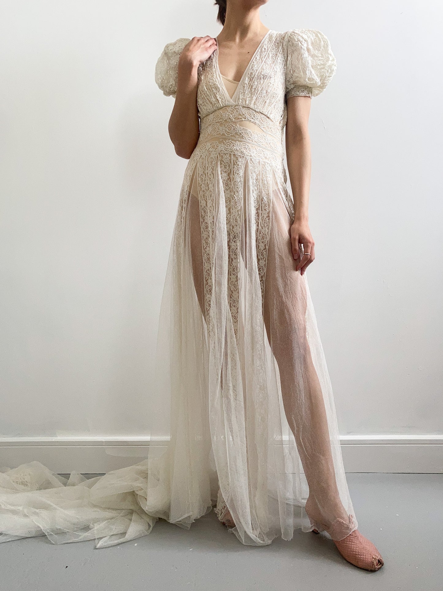 1920s Lace & Net Puff Sleeve Wedding Gown