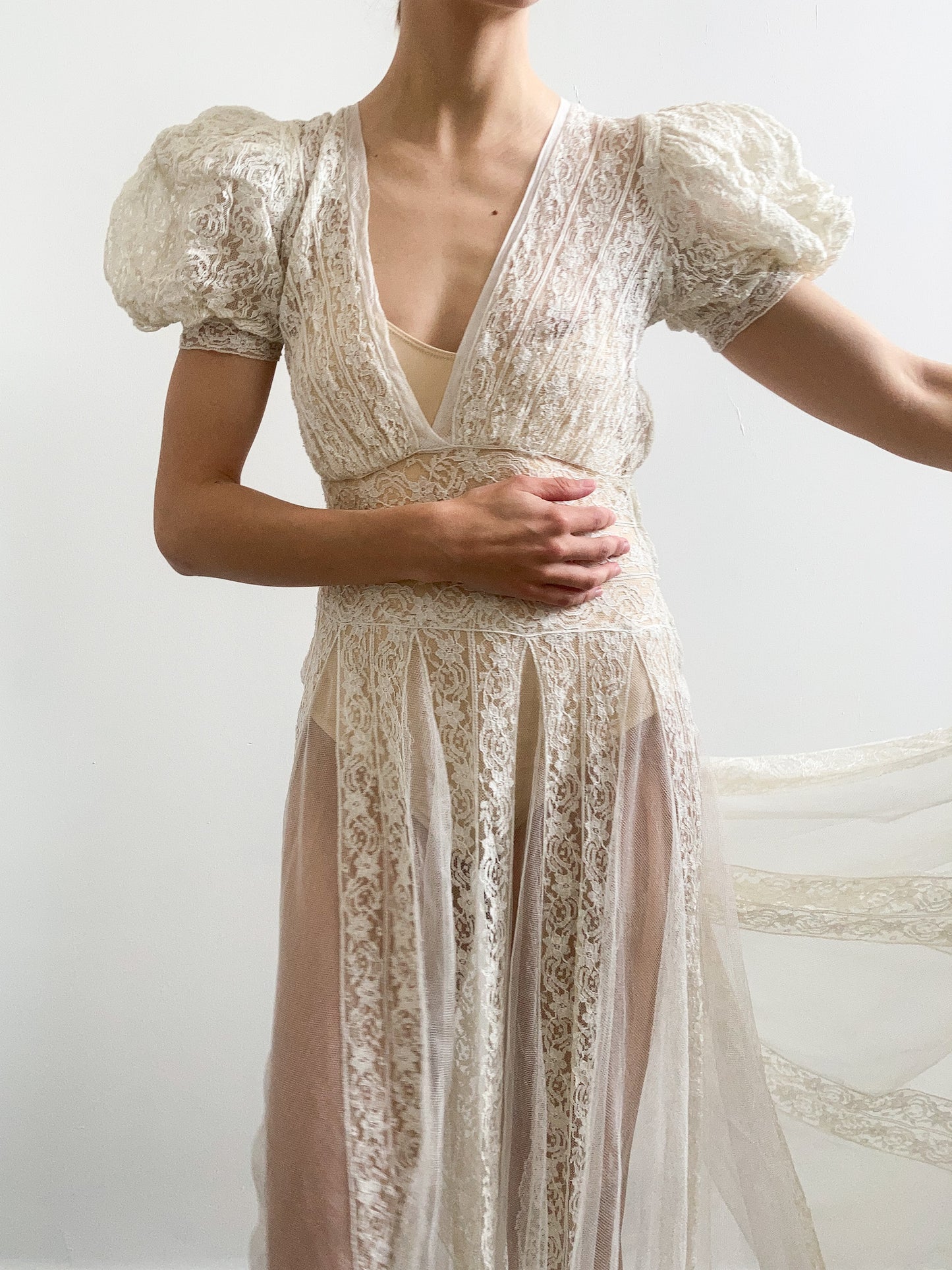 1920s Lace & Net Puff Sleeve Wedding Gown