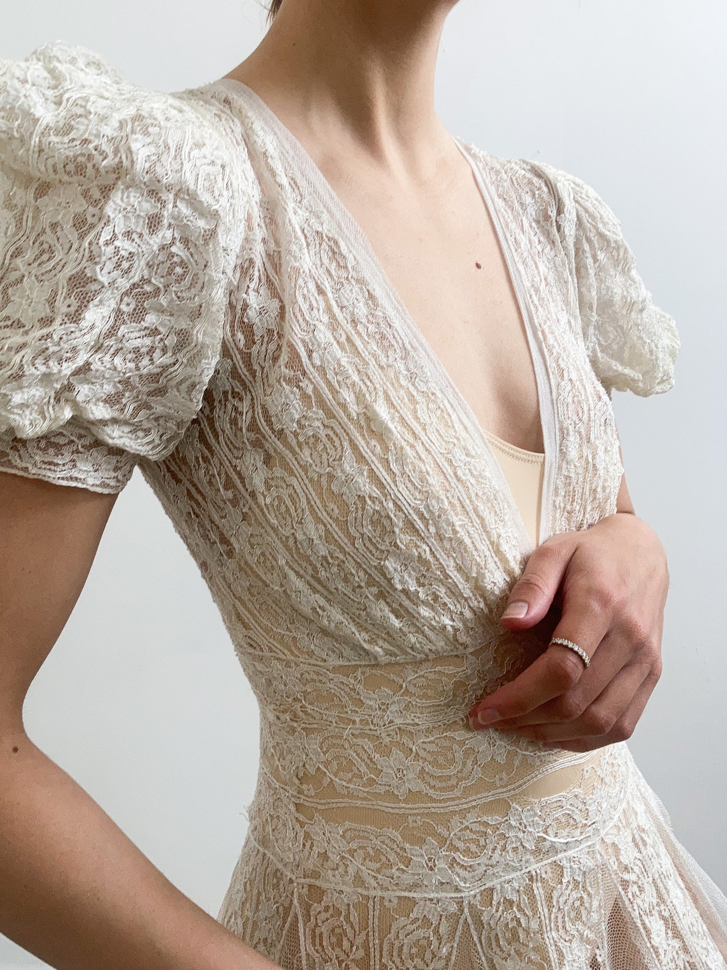 1920s Lace & Net Puff Sleeve Wedding Gown