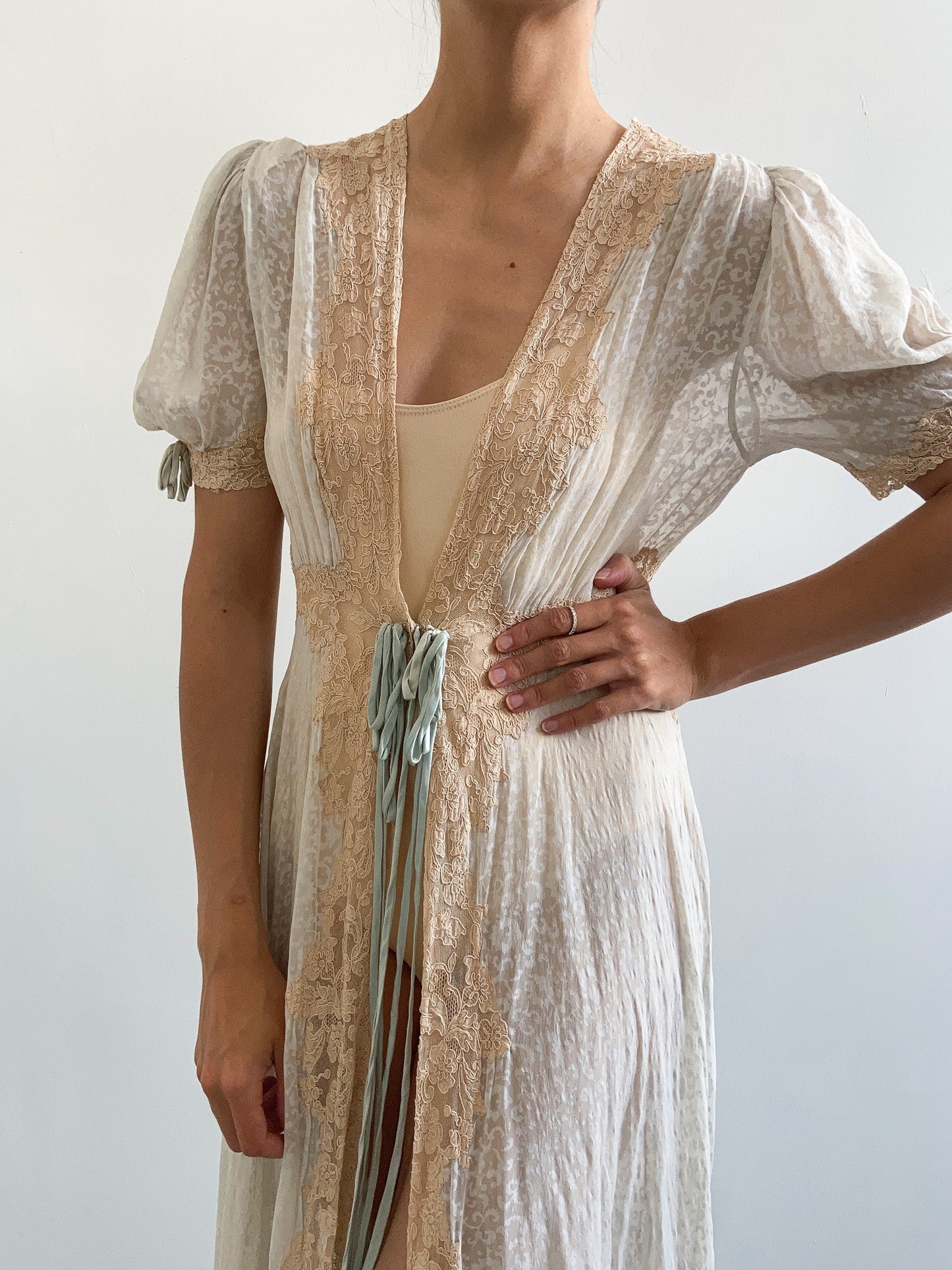 1930s Silk Chiffon Mint & Beige Printed Floral Lace Robe and Knickers Set