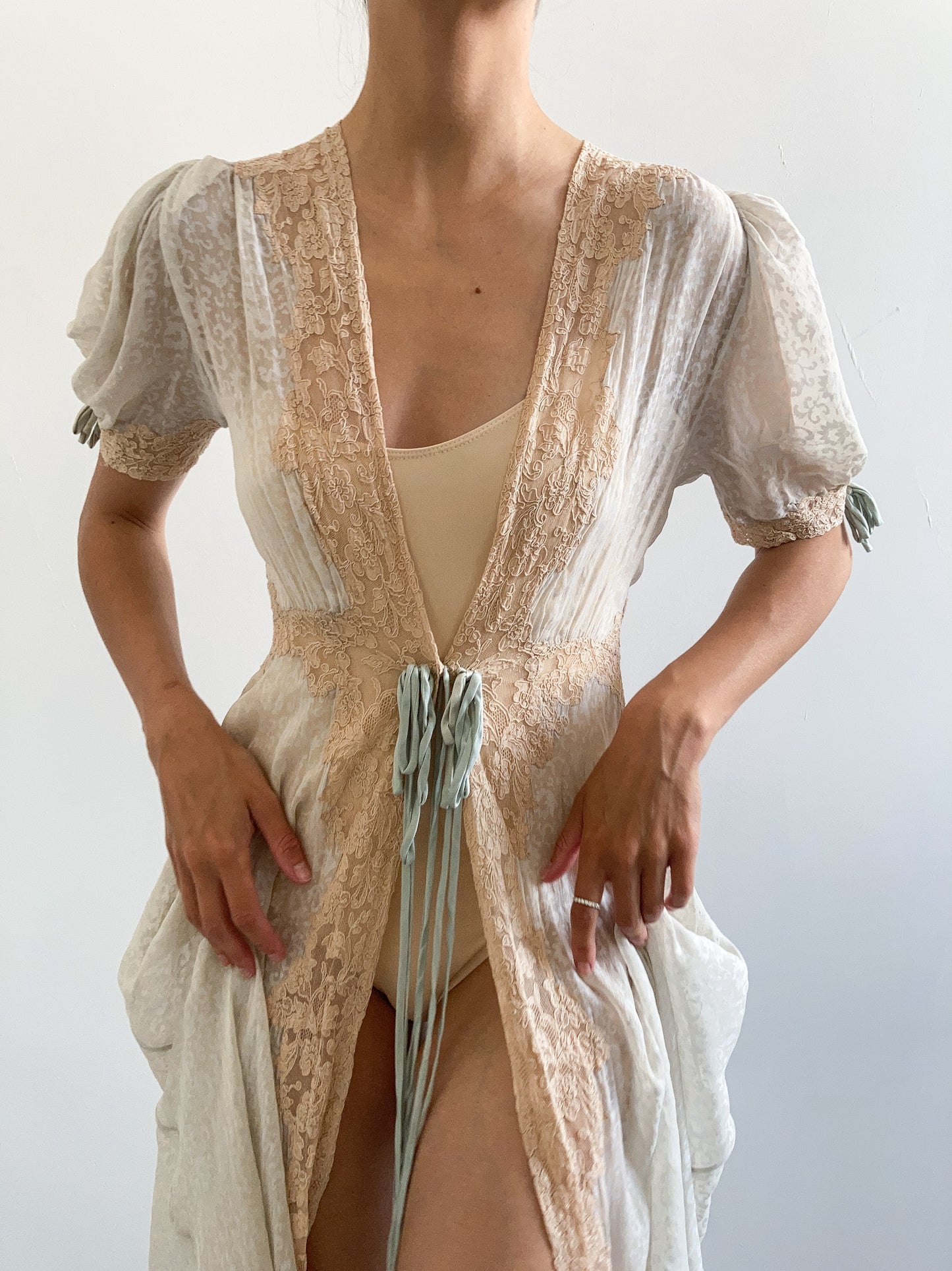 1930s Silk Chiffon Mint & Beige Printed Floral Lace Robe and Knickers Set