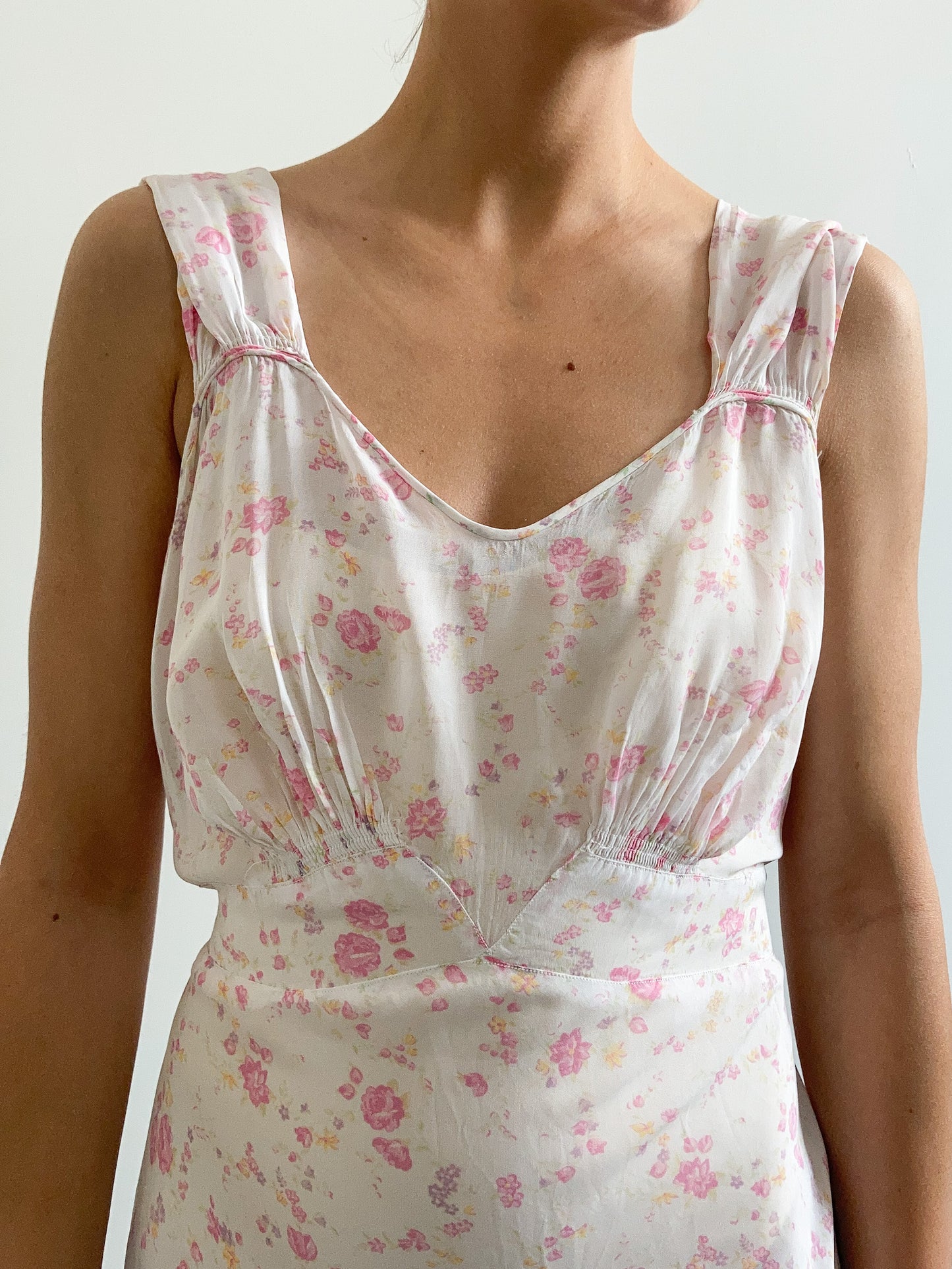 1930s Pink Floral Gathered Slip Gown