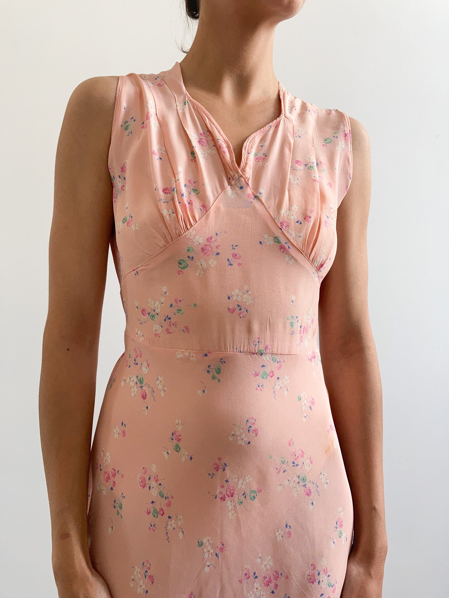 1930s Pink Ditsy Floral Gathered Slip Gown