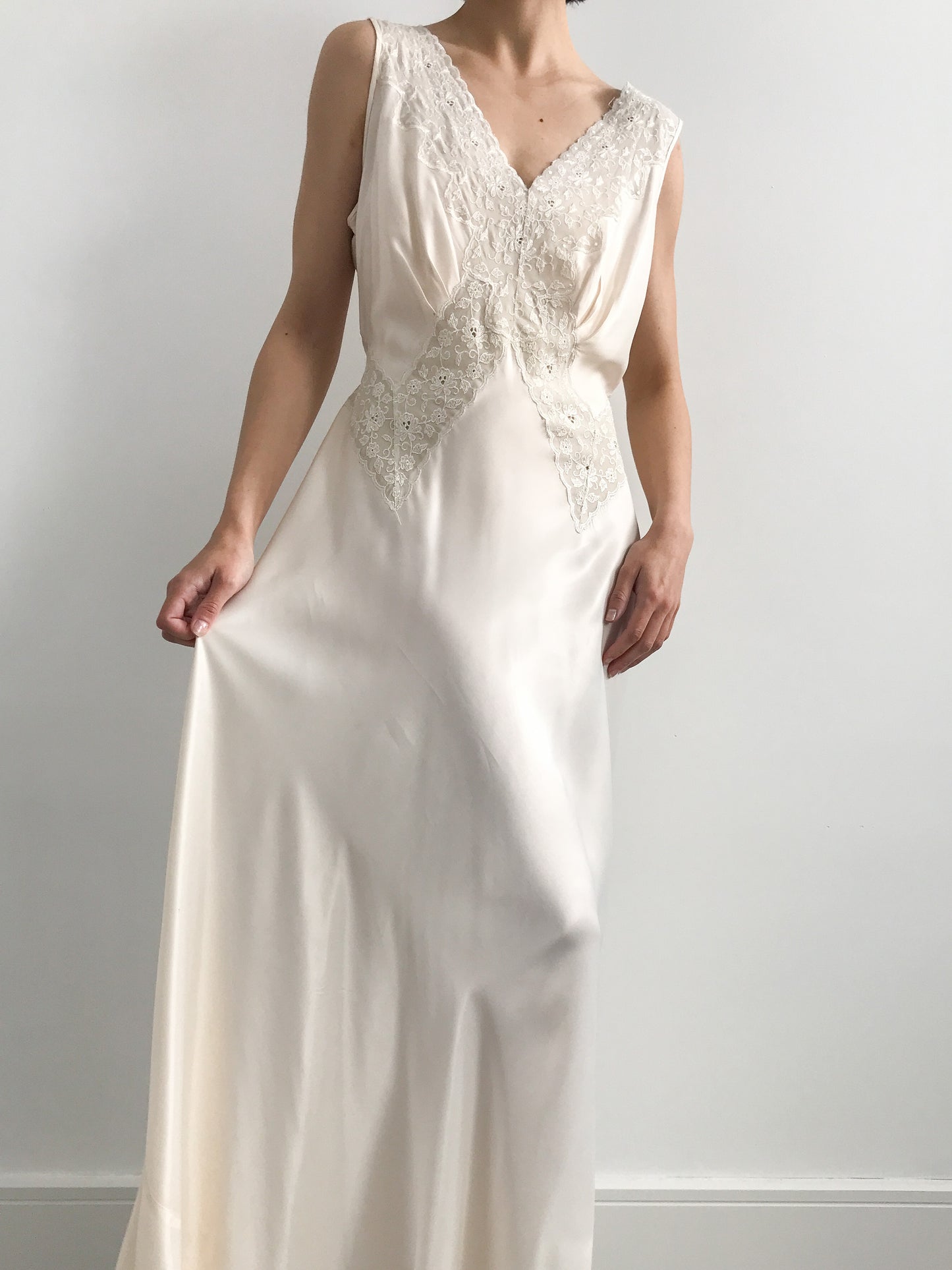 1930s Ivory Satin and Lace Slip Gown