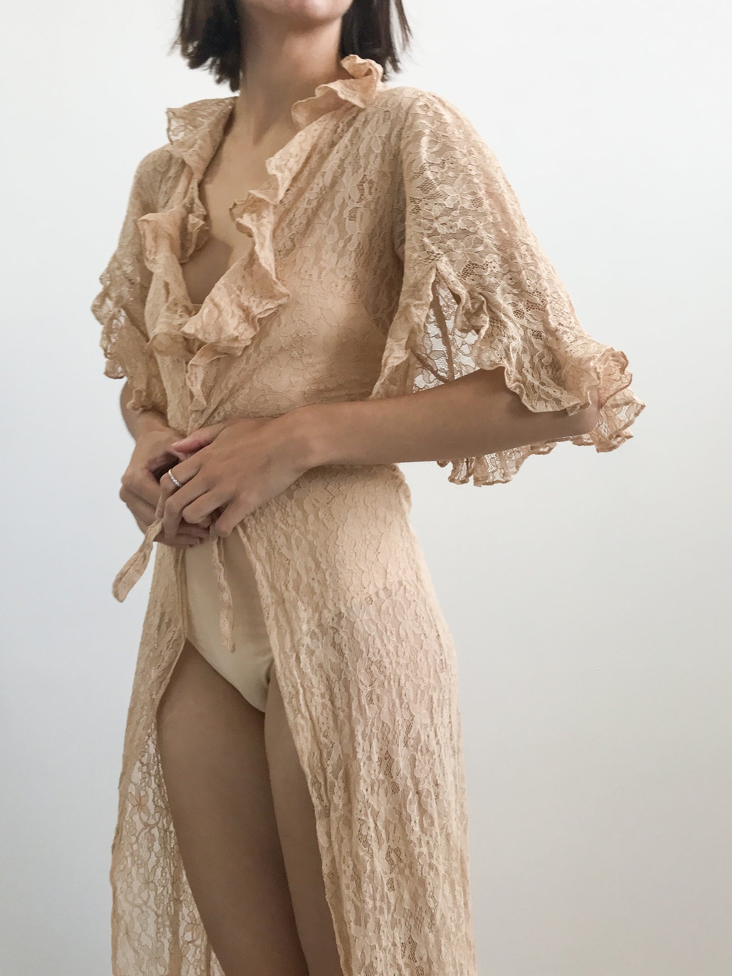 1930s Beige Ruffled Lace Long Bridal Jacket