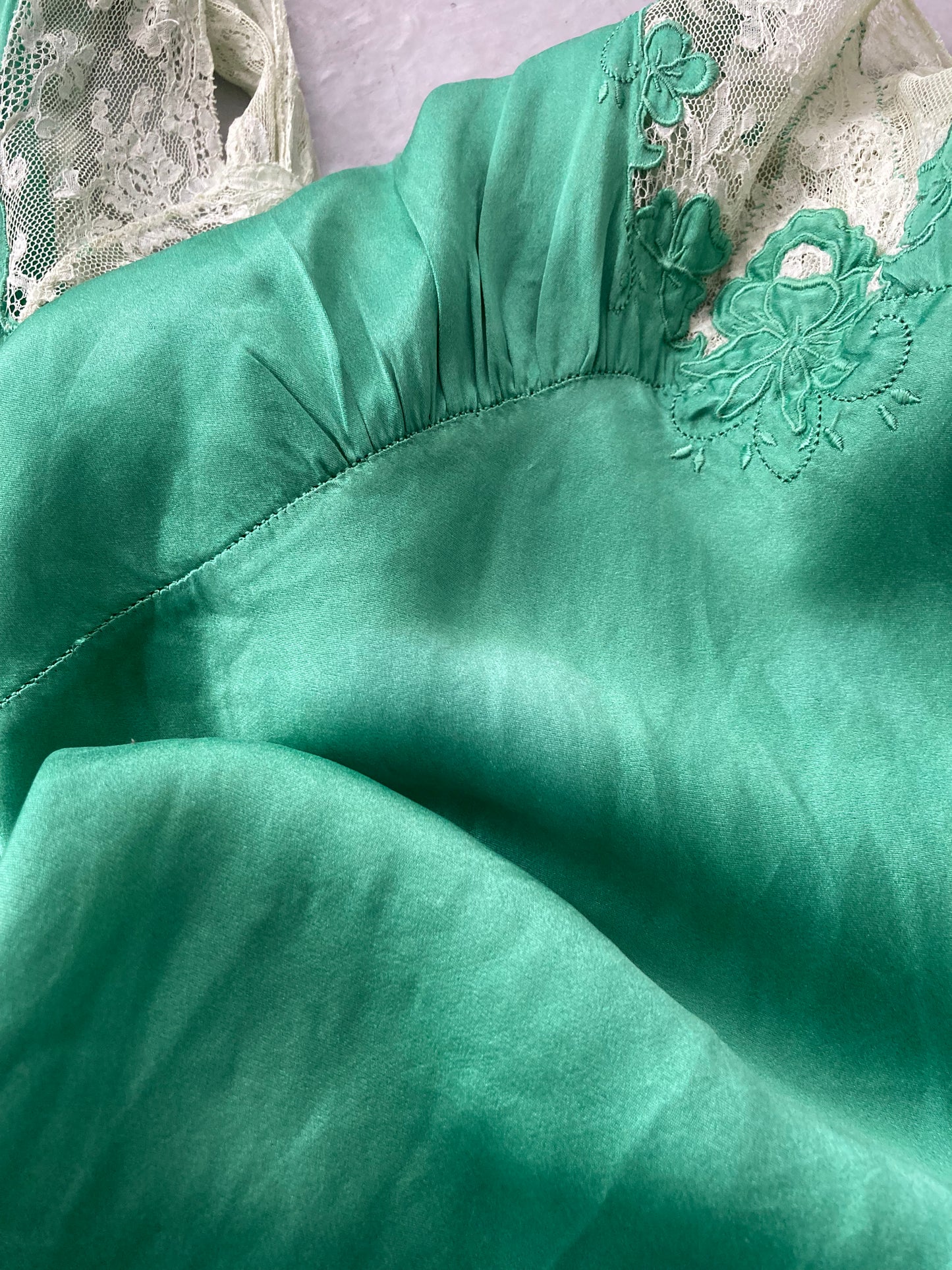 1930s Dyed Silk Floral Lace Gown - Emerald