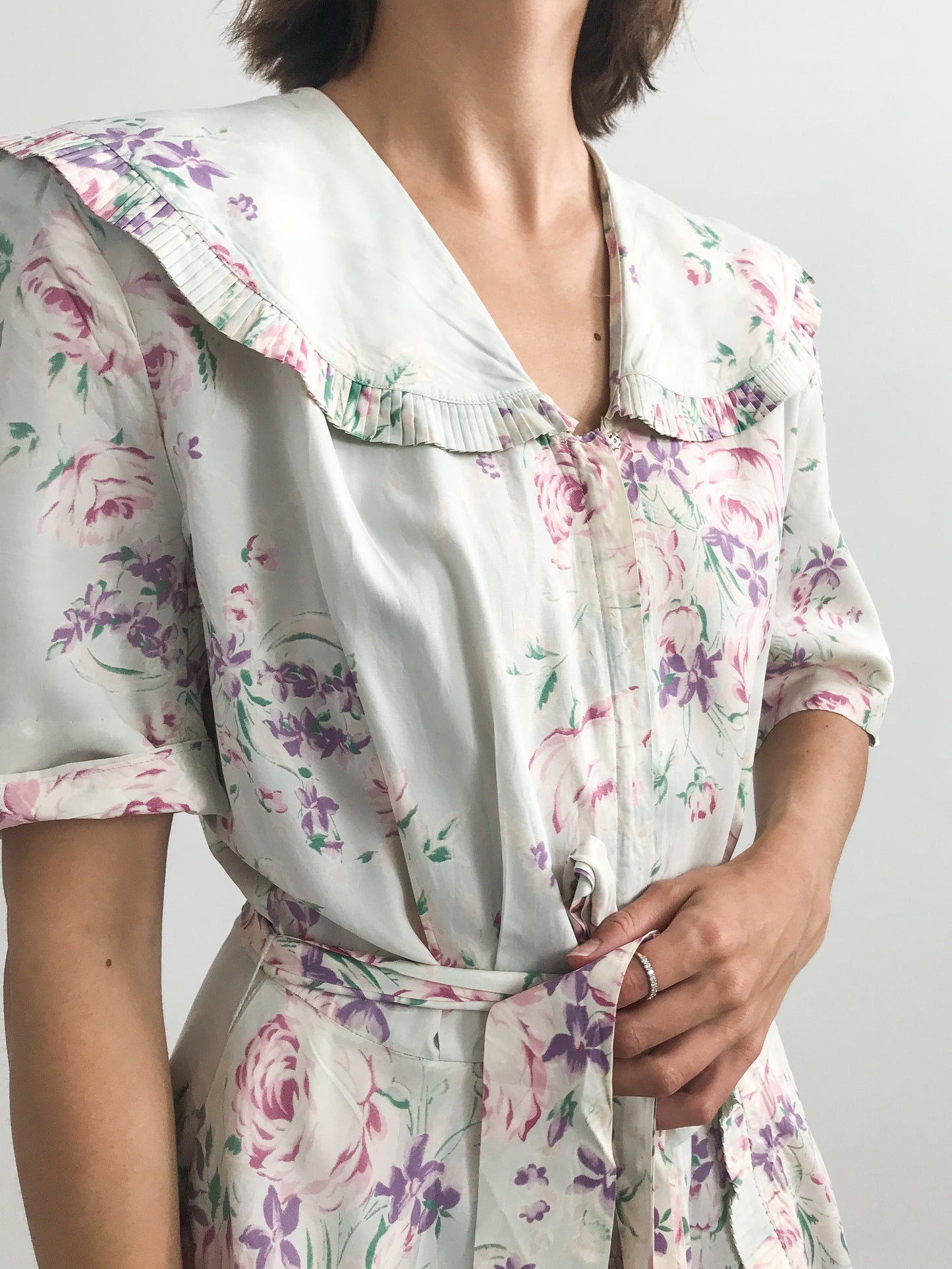 1930s Pastel Floral Collared Robe