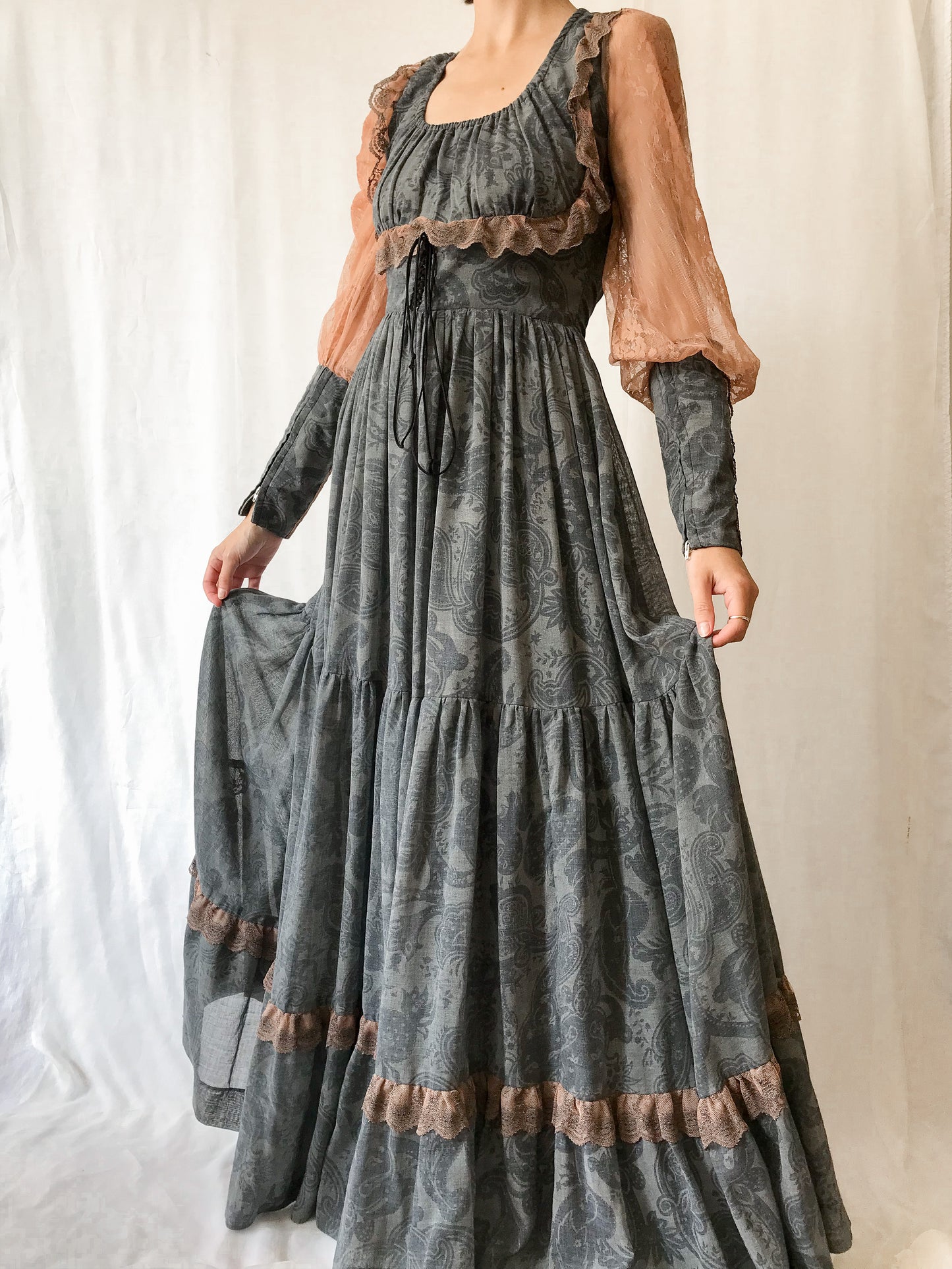 Vintage Gunne Sax Milkmaid Dress