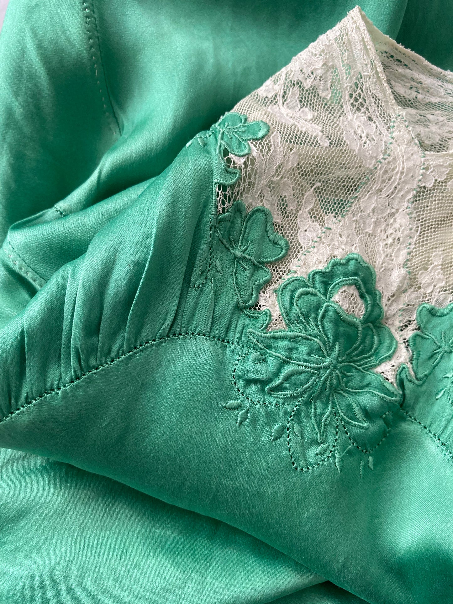 1930s Dyed Silk Floral Lace Gown - Emerald