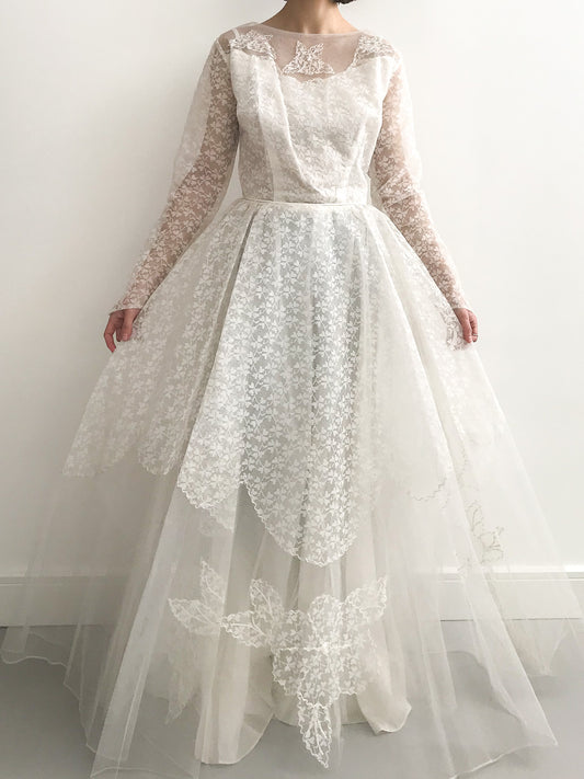 1950s Tulle Applique Wedding Dress