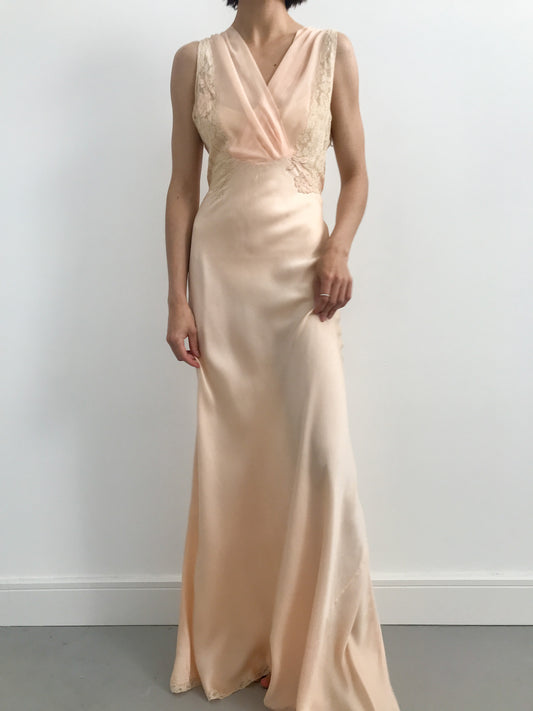 1930s Peach Chiffon & Lace Applique Gown