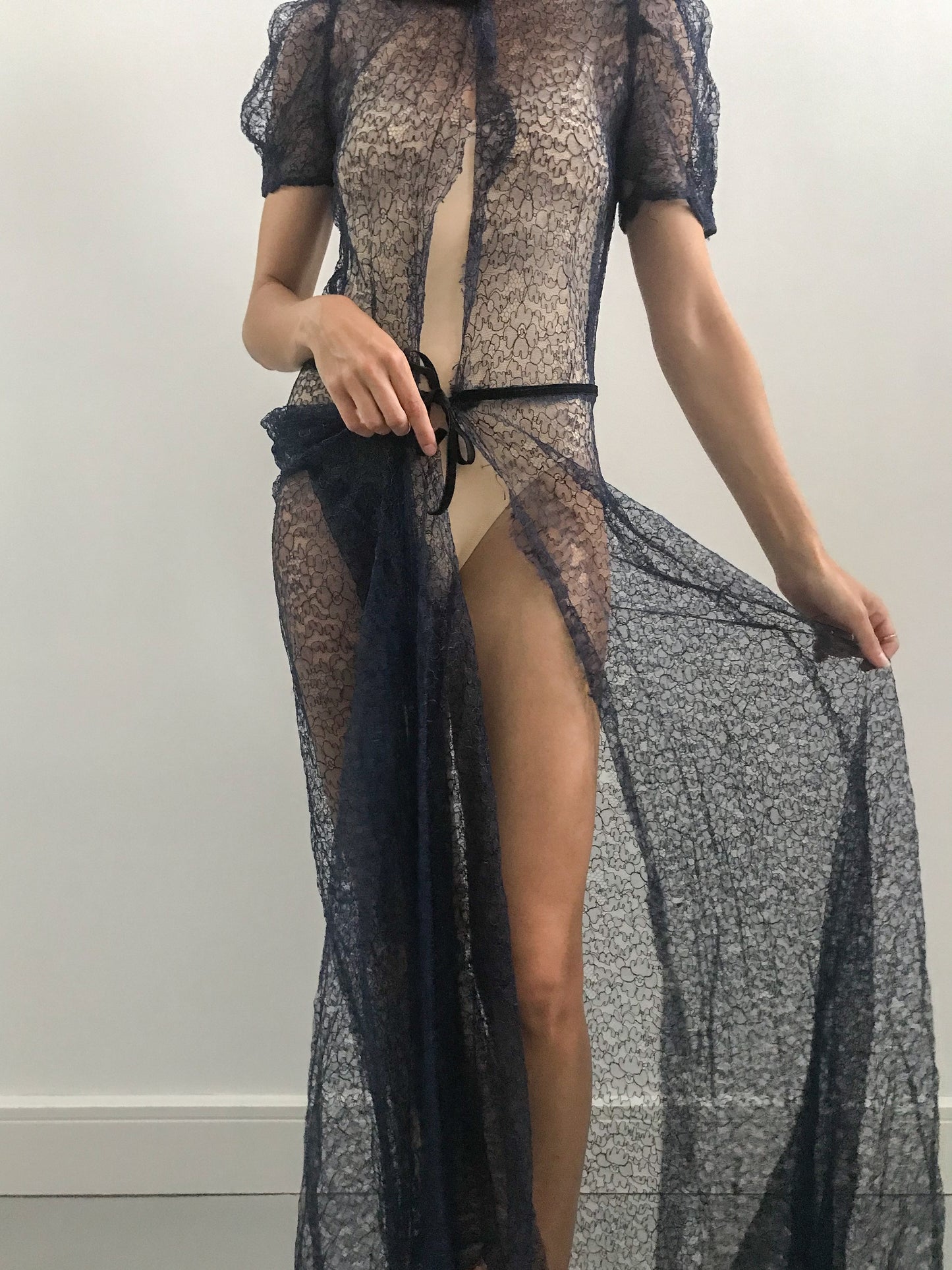 1930s Midnight All Lace Open Front Robe